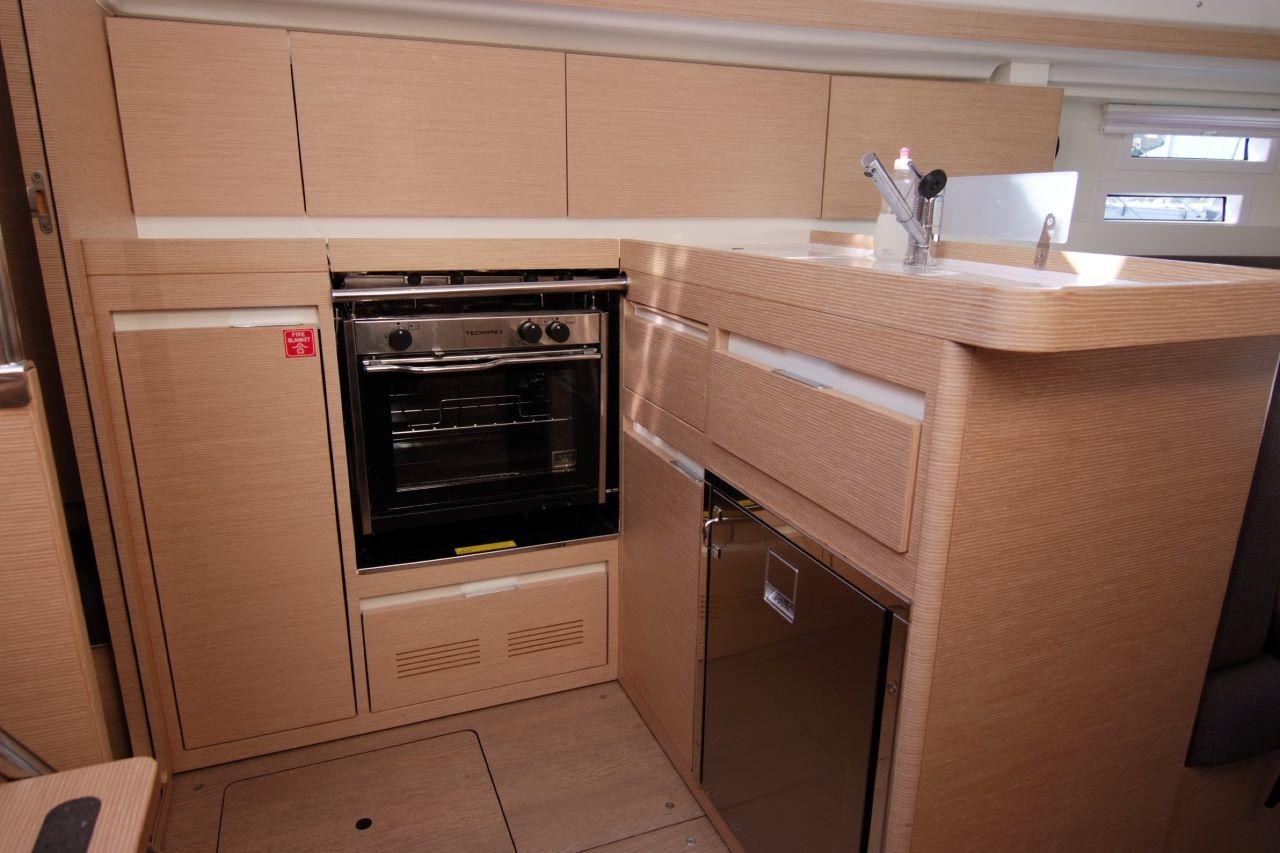 Elan Impression 35, picture 4