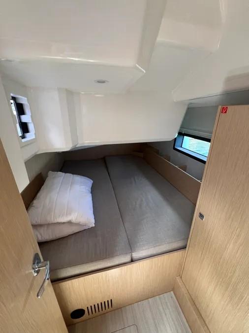 Bavaria C38, picture 6