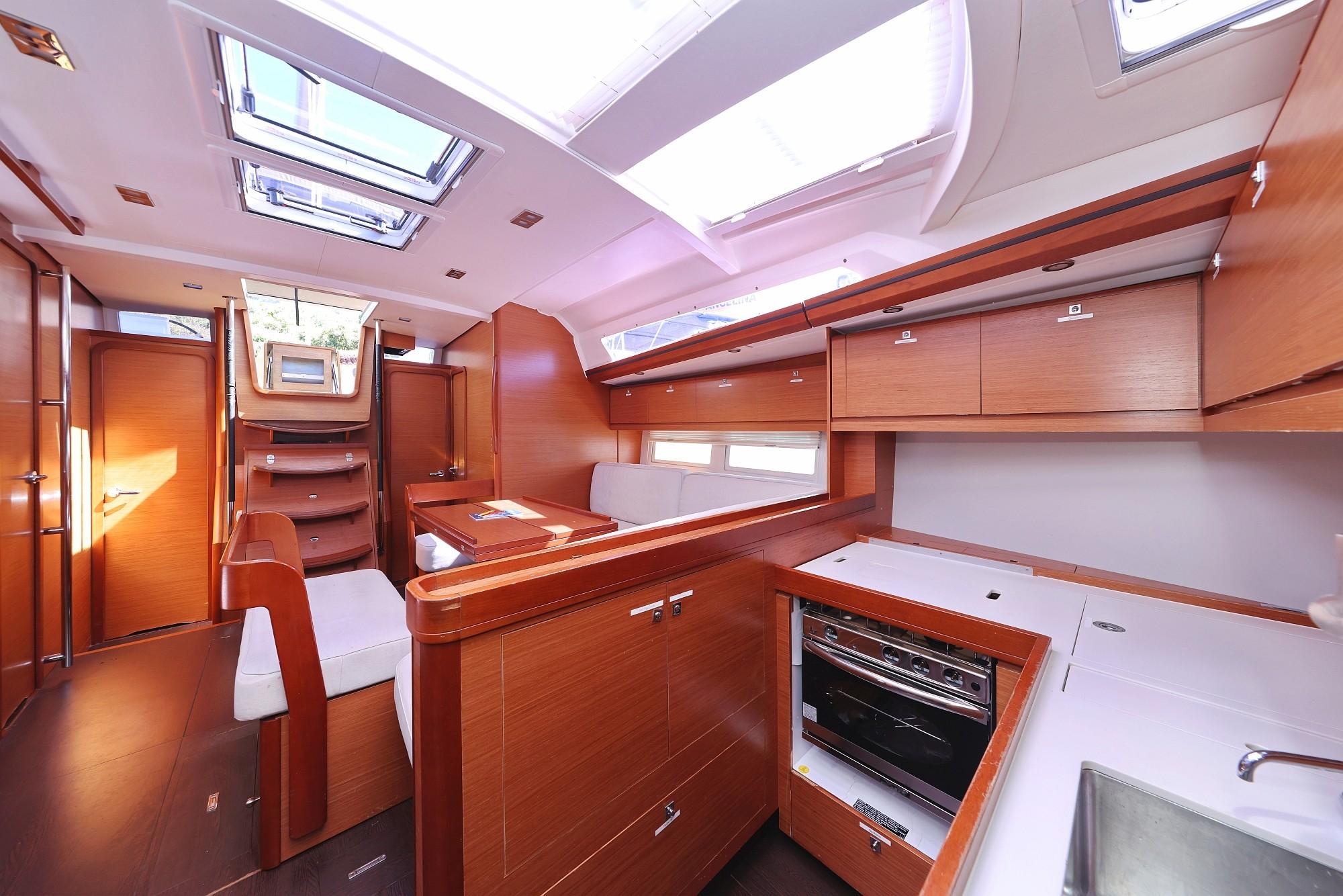 Dufour 520 GL, picture 20