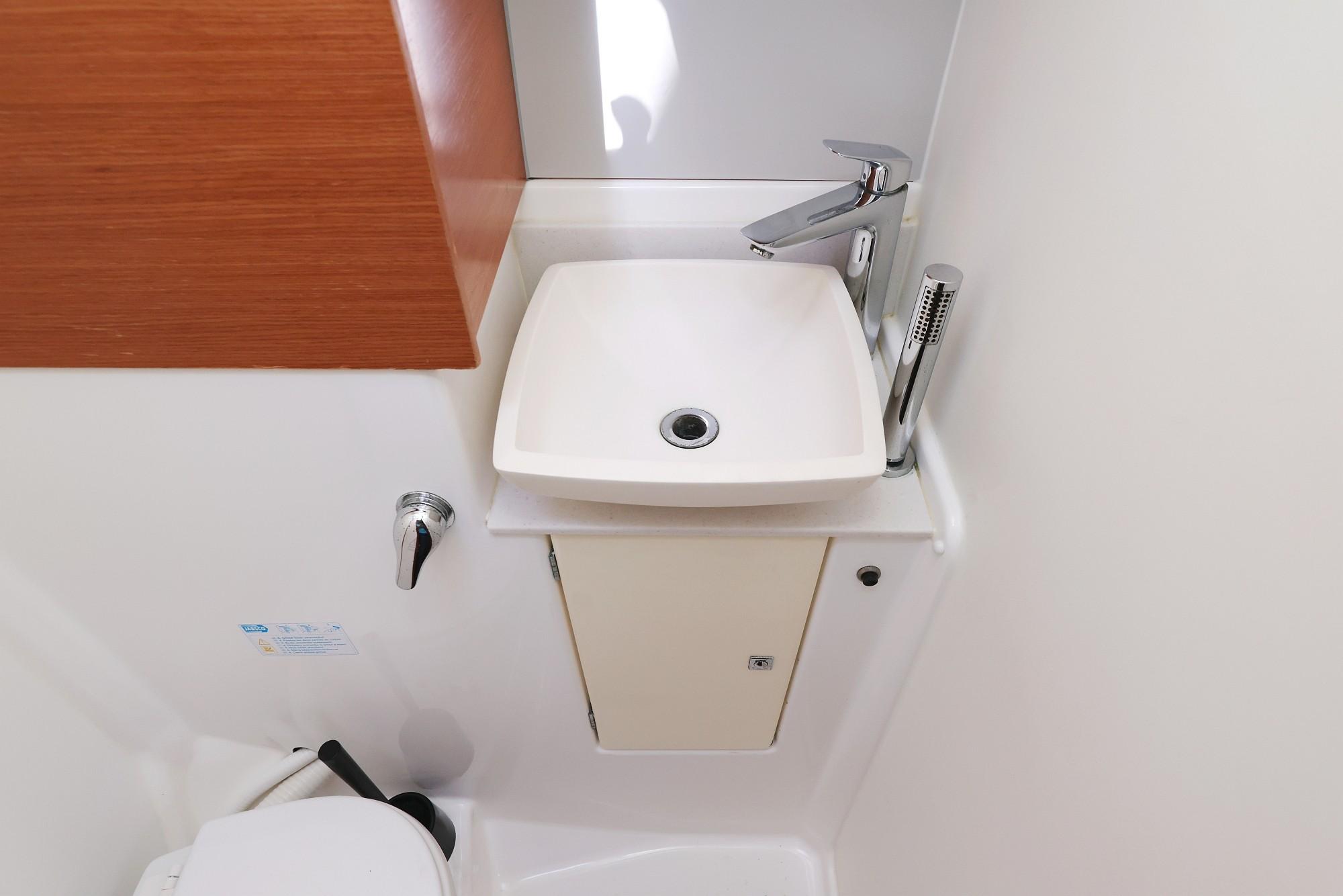 Dufour 520 GL, picture 38