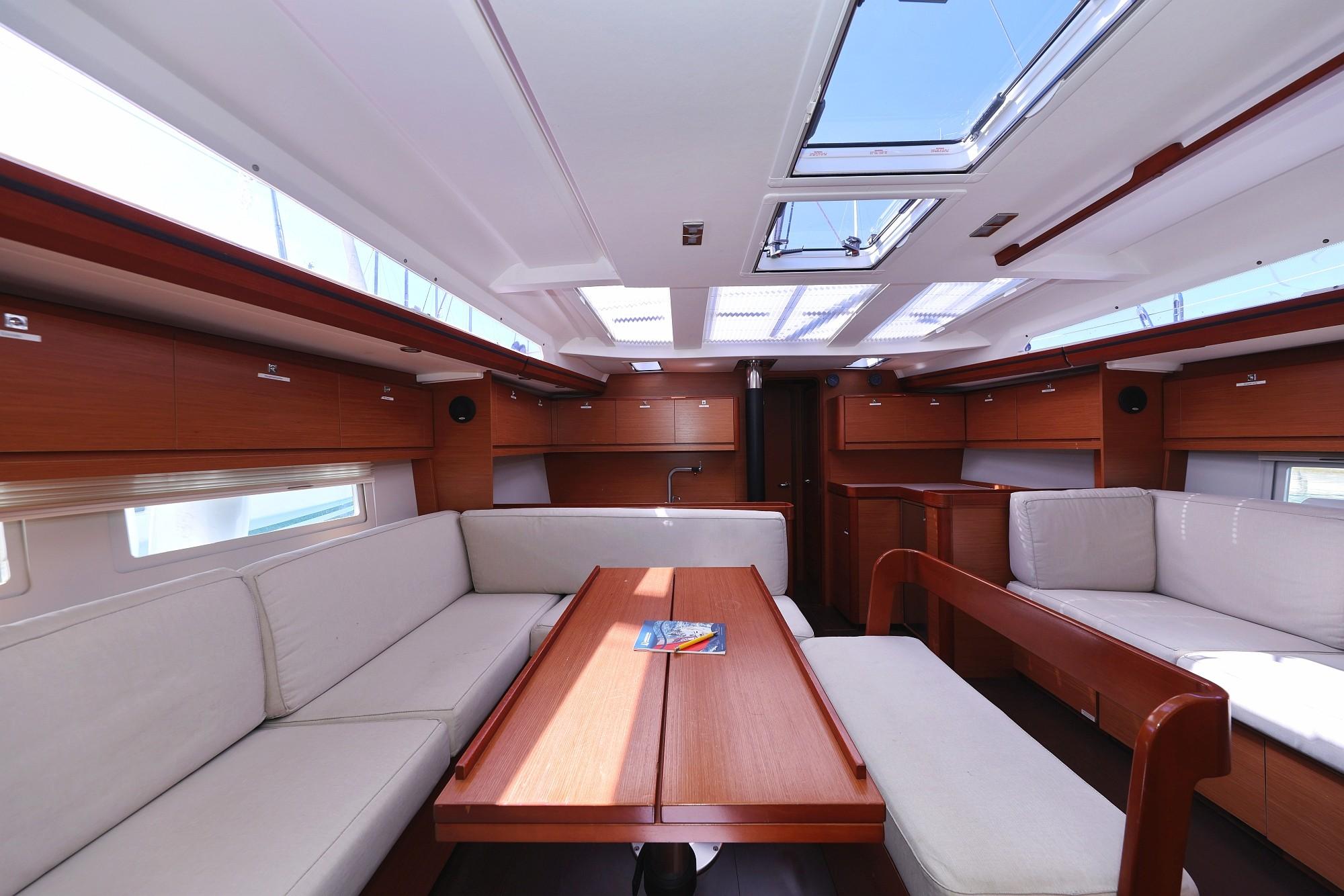 Dufour 520 GL, picture 14