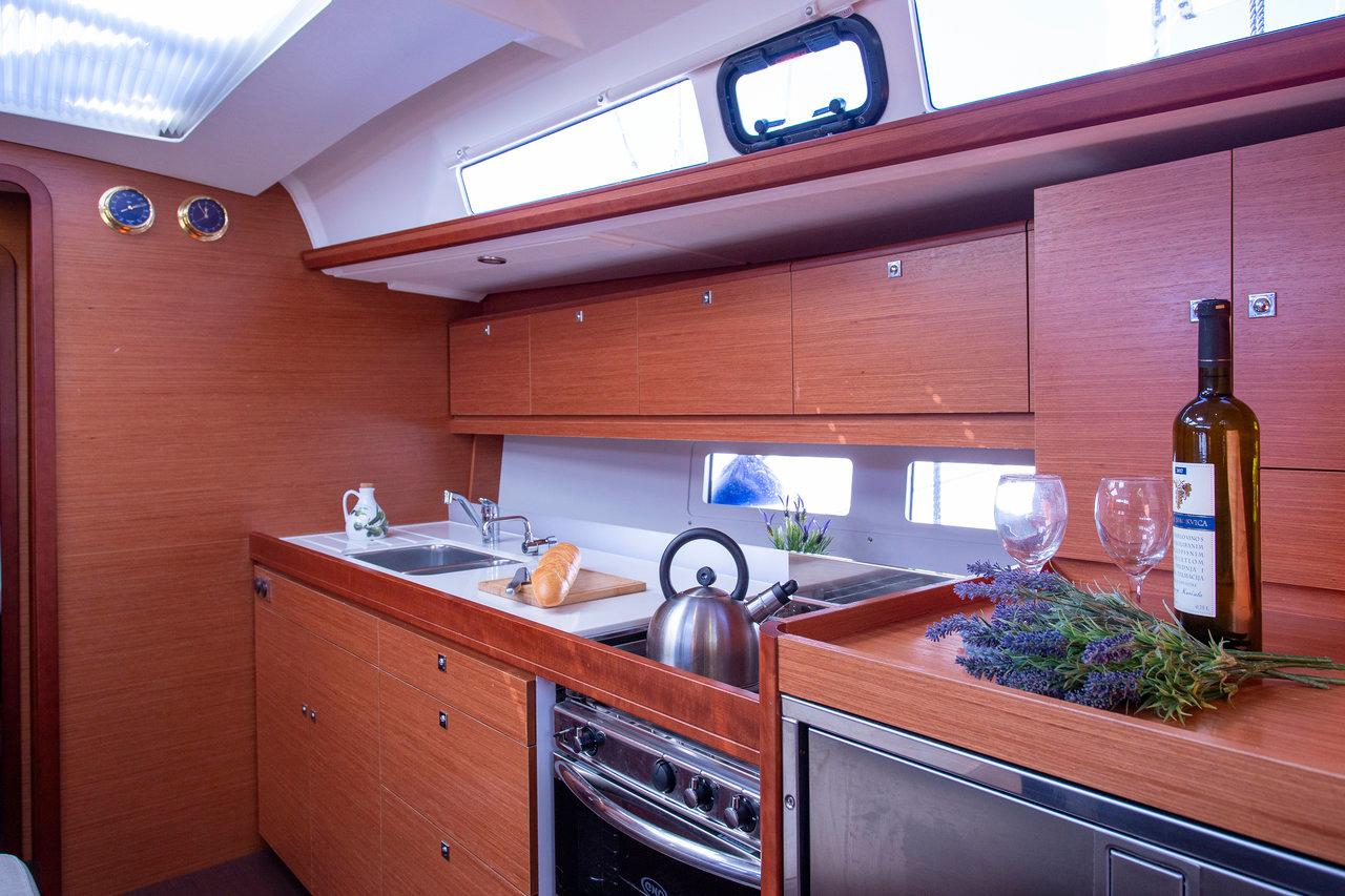 Dufour 460 GL, picture 15