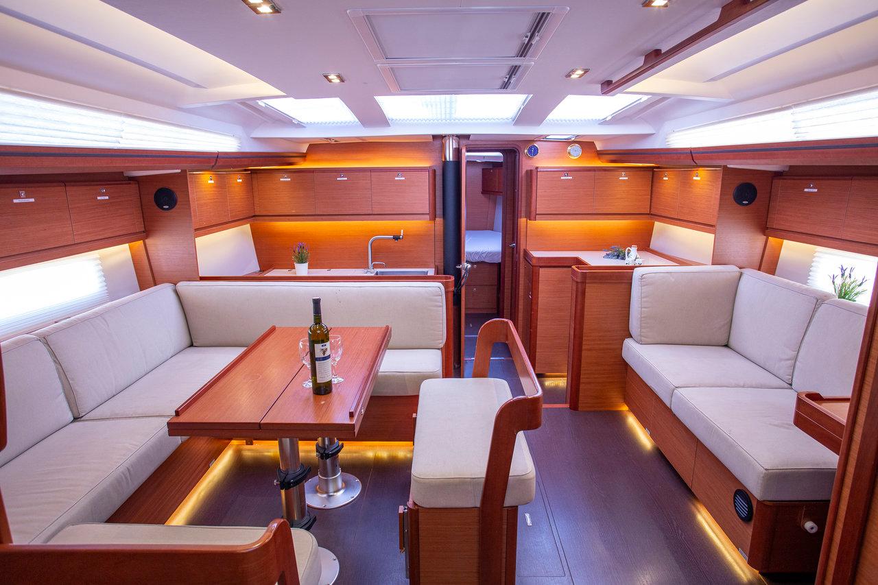 Dufour 520 GL, picture 20