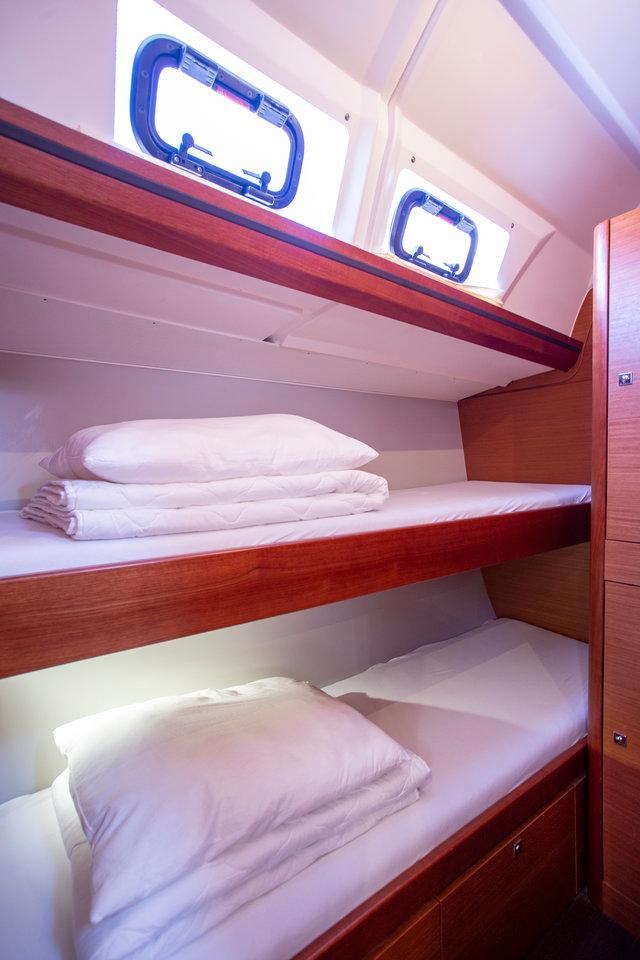 Dufour 520 GL, picture 24