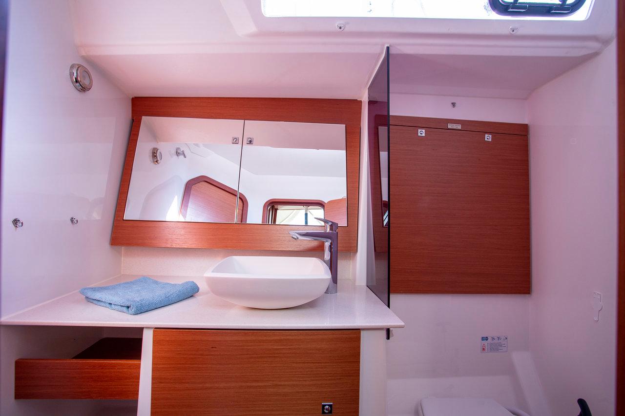 Dufour 520 GL, picture 29