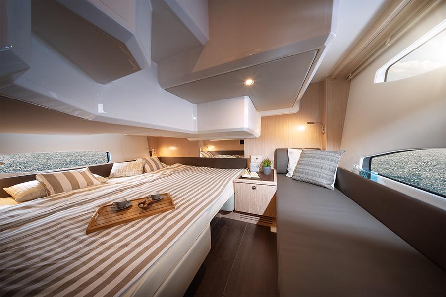 Bavaria SR36HT, picture 3