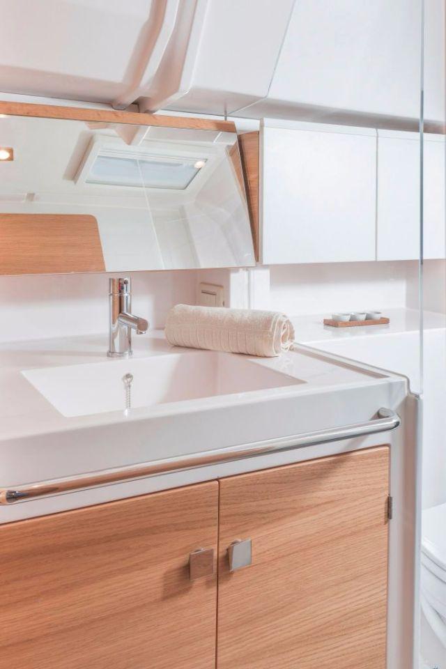 Salona 380, picture 14