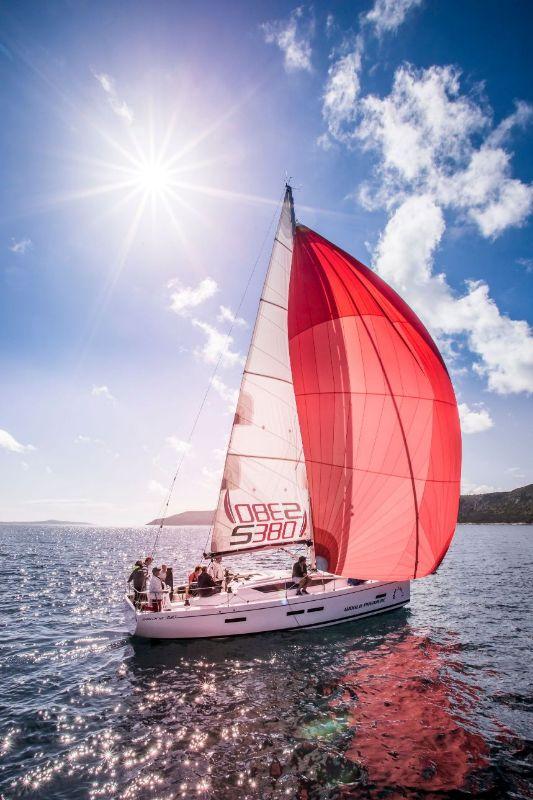 Salona 380, picture 3