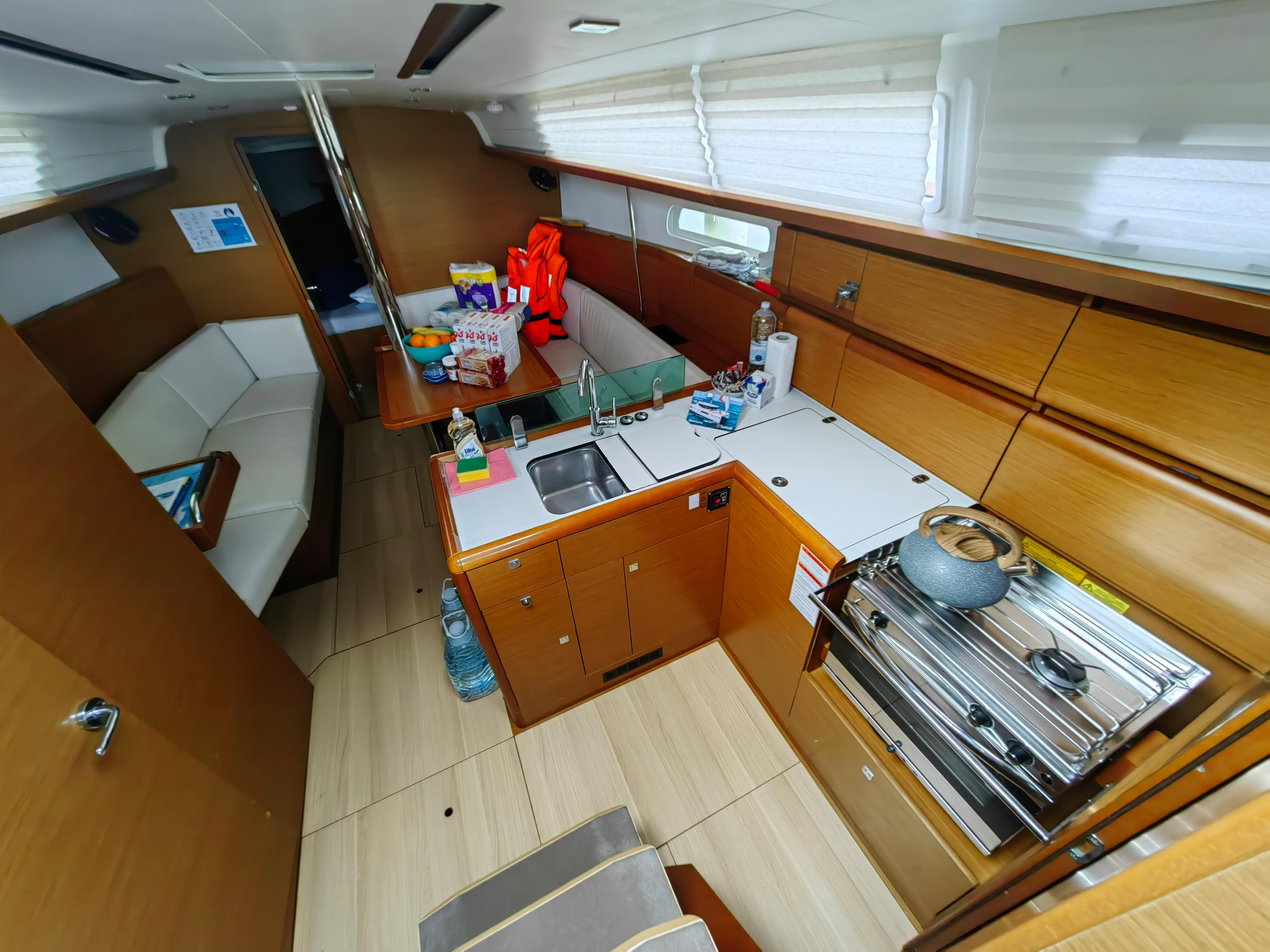Sun Odyssey 389, picture 24
