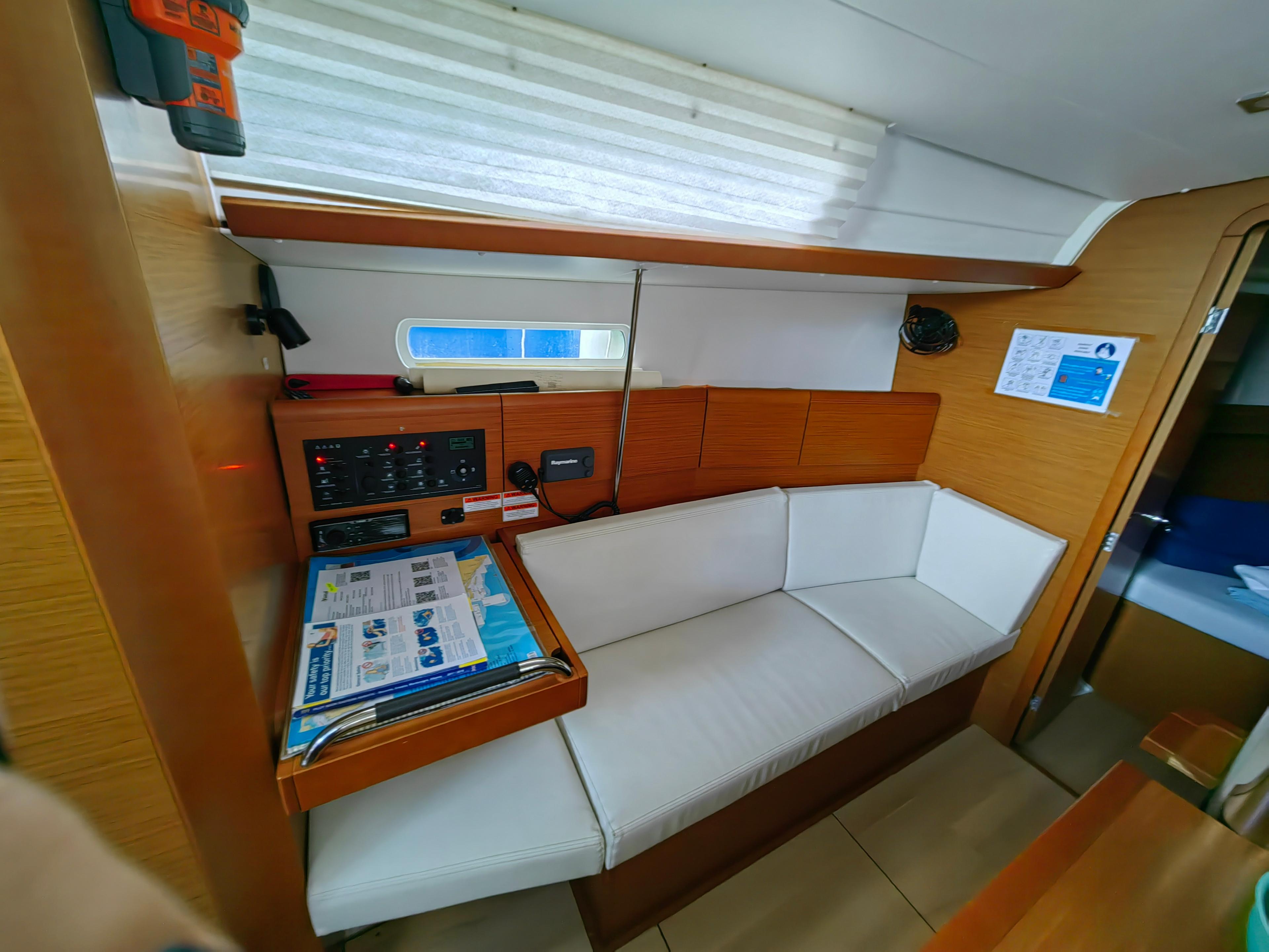 Sun Odyssey 389, picture 23