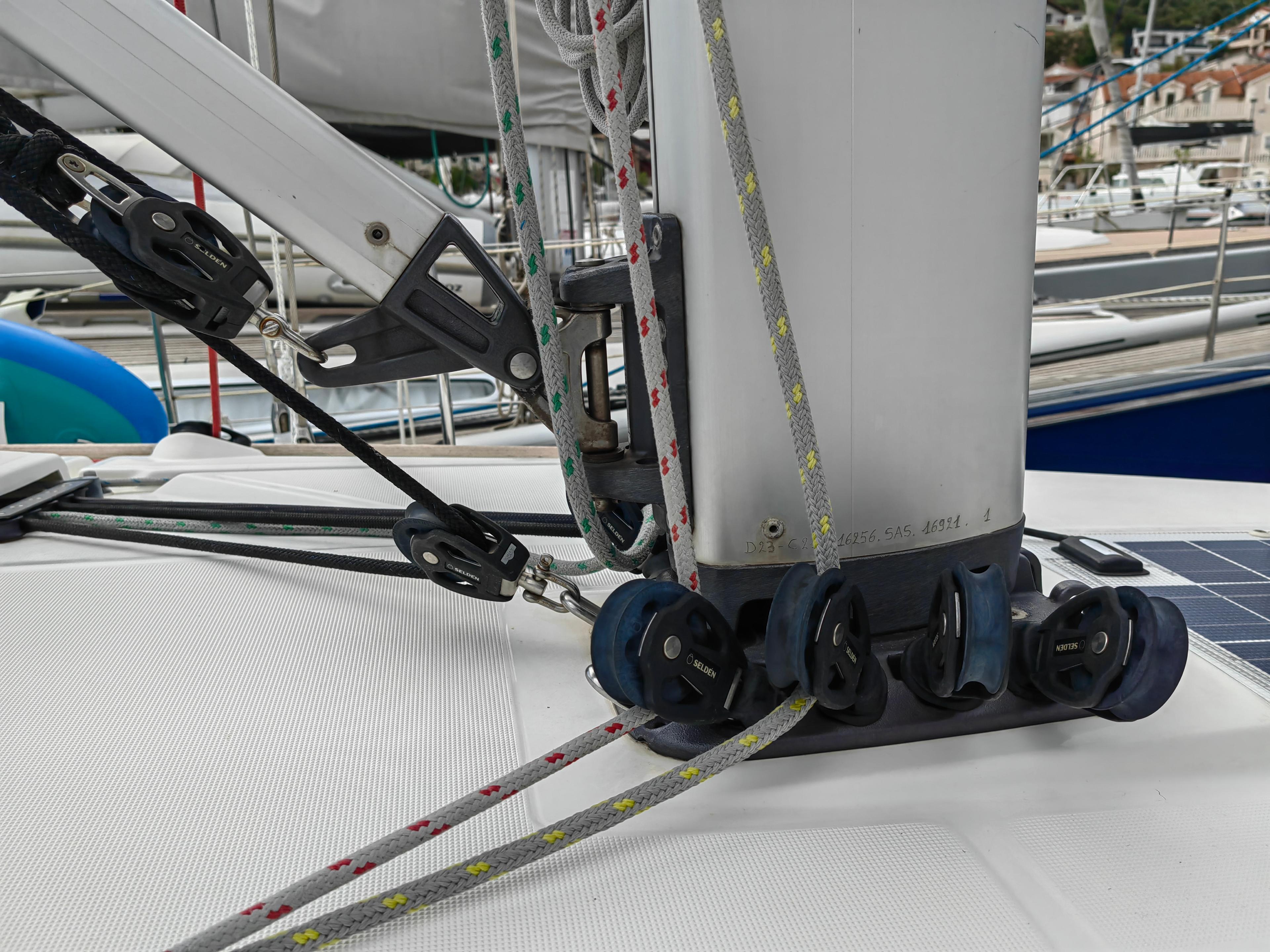 Sun Odyssey 389, picture 12