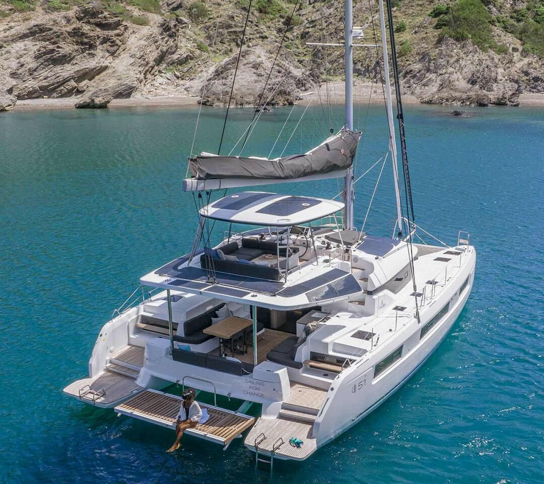 Lagoon 51 - 6 + 2 cab., picture 1