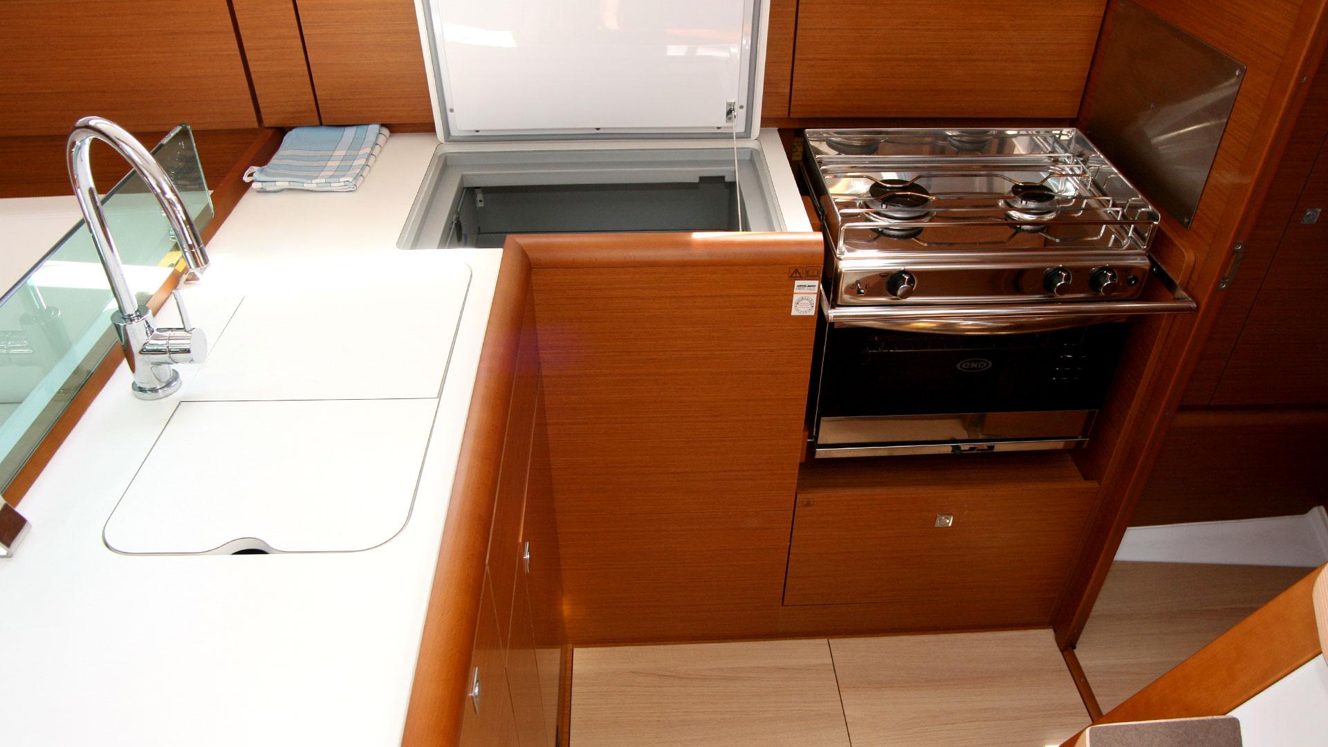 Sun Odyssey 389, picture 17