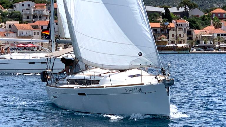 Sun Odyssey 389, picture 7