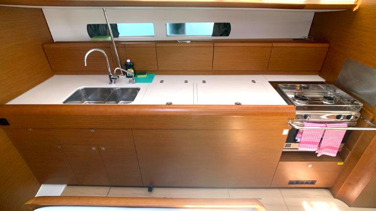 Sun Odyssey 479 - 4 cab., picture 16