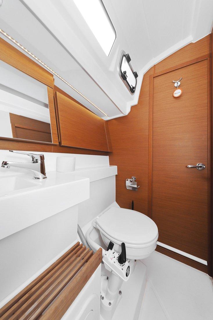 Sun Odyssey 440 - 4 cab., picture 34