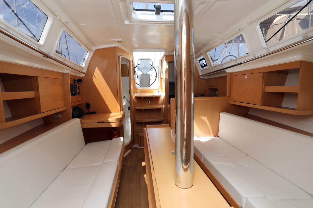 Sun Odyssey 319 - 2 cab., picture 5