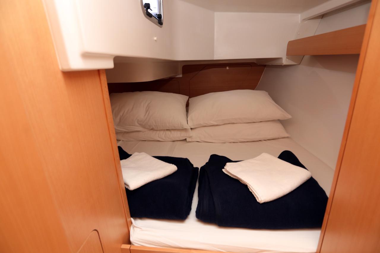 Sun Odyssey 319 - 2 cab., picture 7