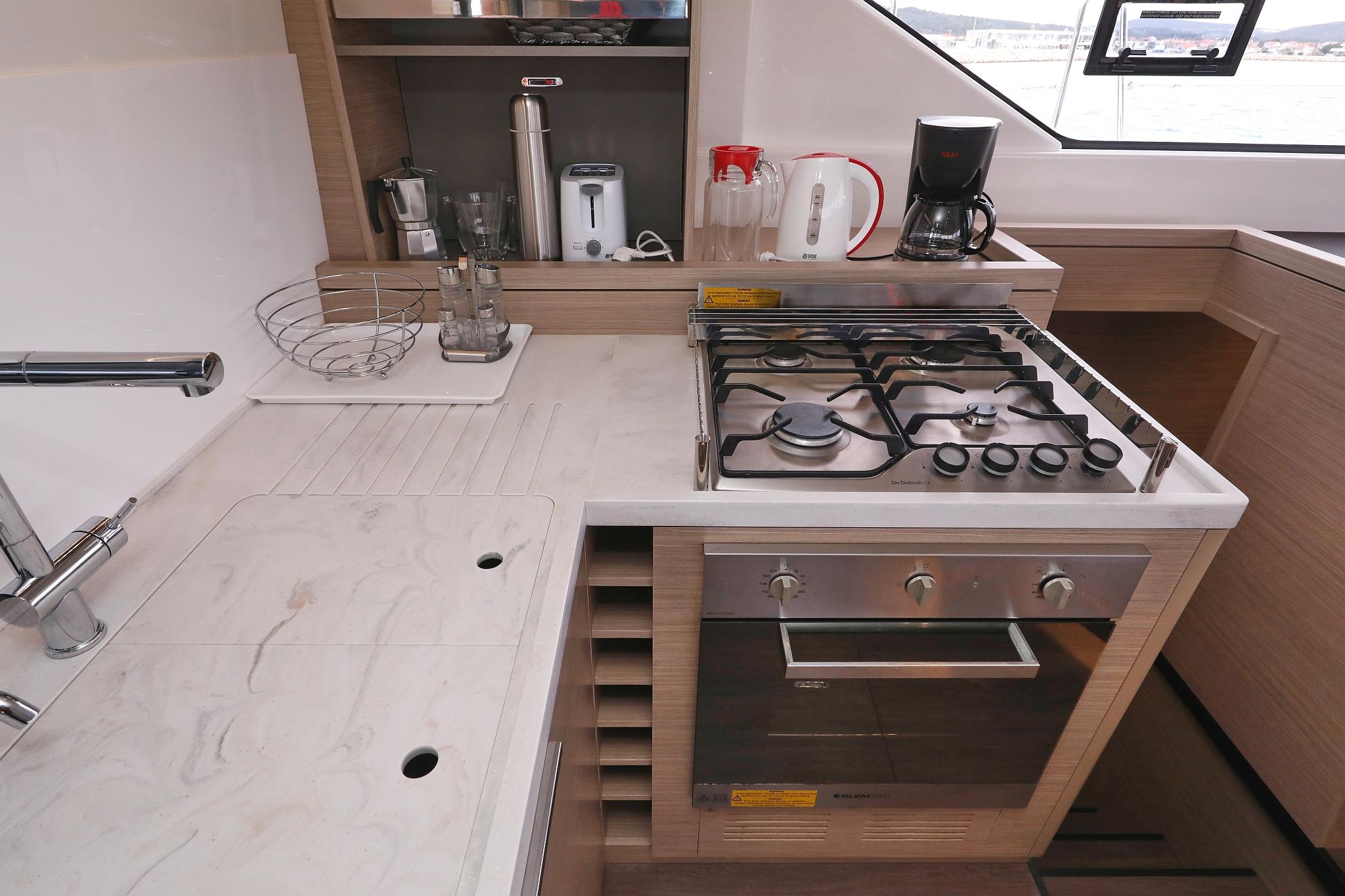 Lagoon 51 - 6 + 1 cab., picture 37