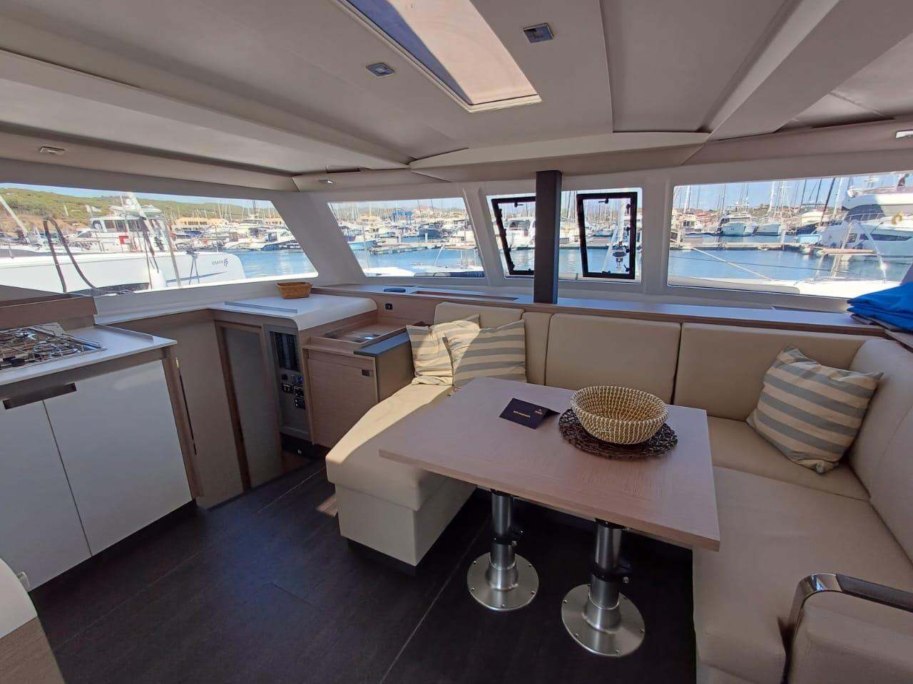 Fountaine Pajot Isla 40 - 4 + 1 cab., picture 6