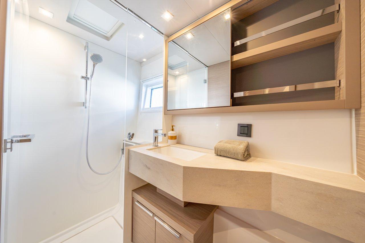 Lagoon 46 - 4 + 1 cab., picture 33