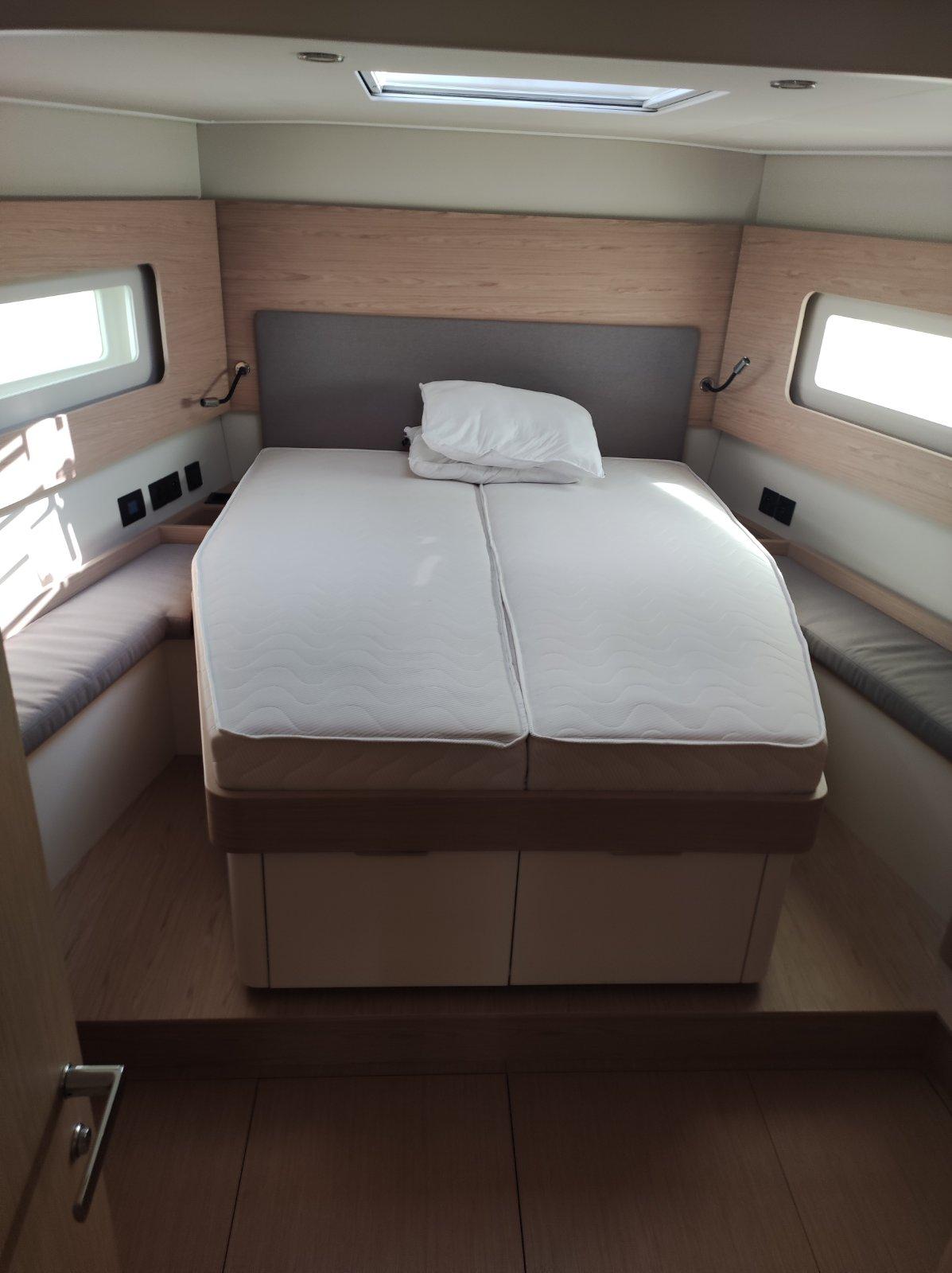 First 53 - 3 + 1 cab., picture 8