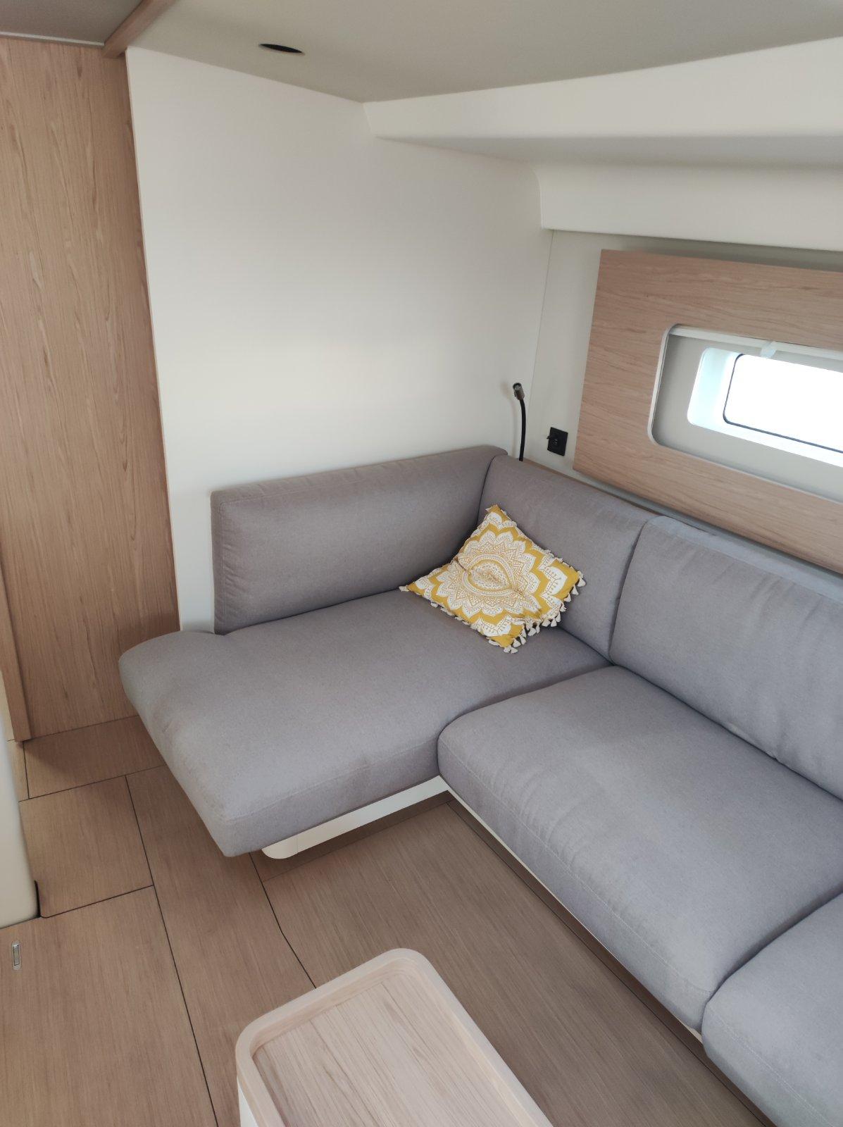 First 53 - 3 + 1 cab., picture 7