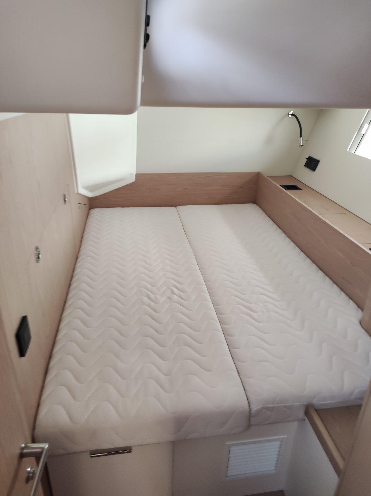 First 53 - 3 + 1 cab., picture 9