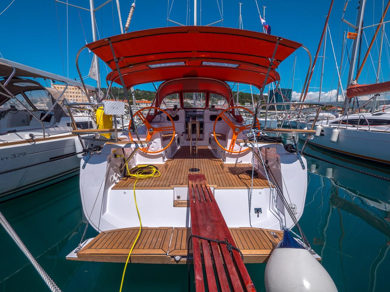 Elan Impression 40, picture 1