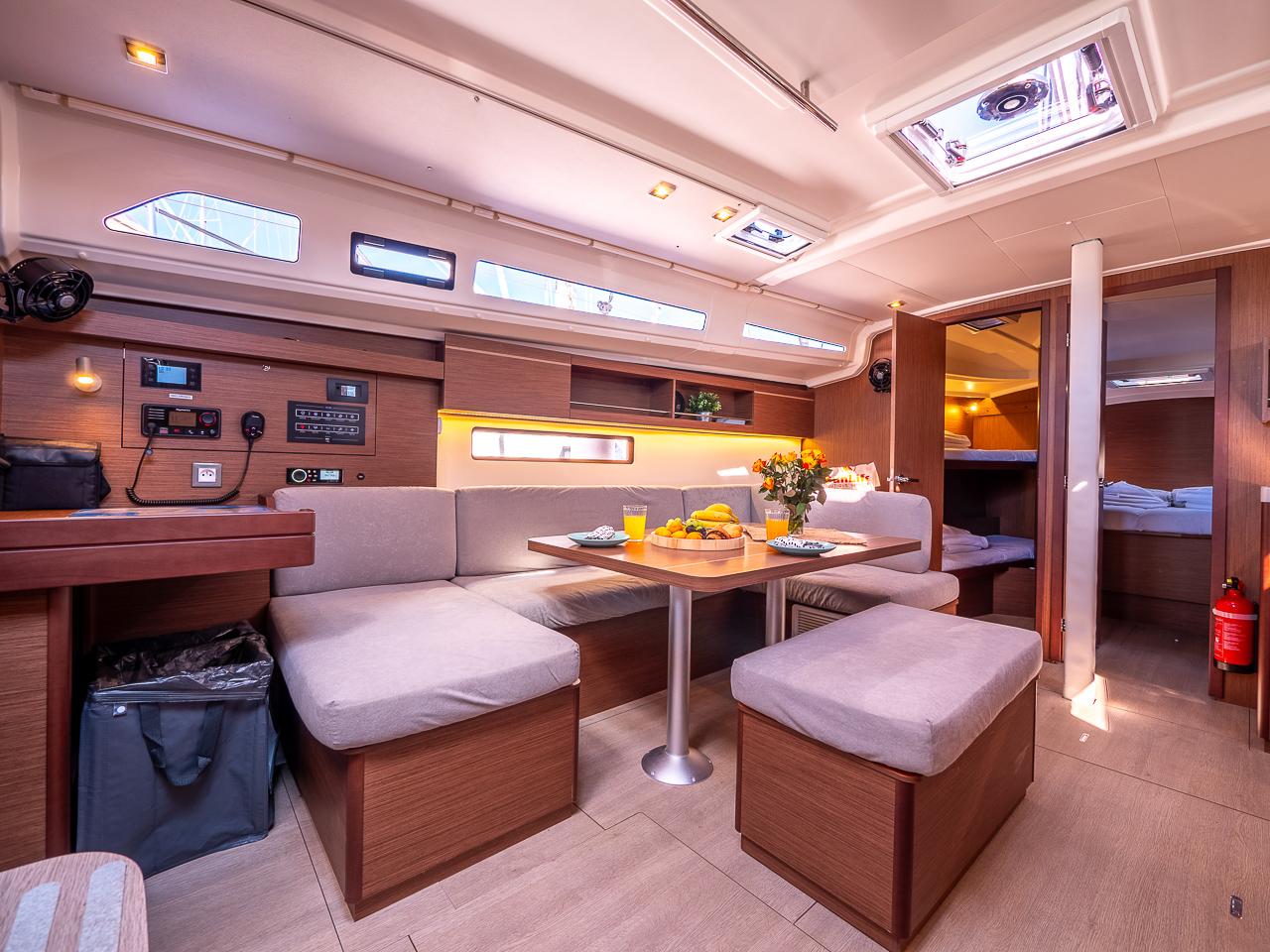 Oceanis 40.1, picture 15