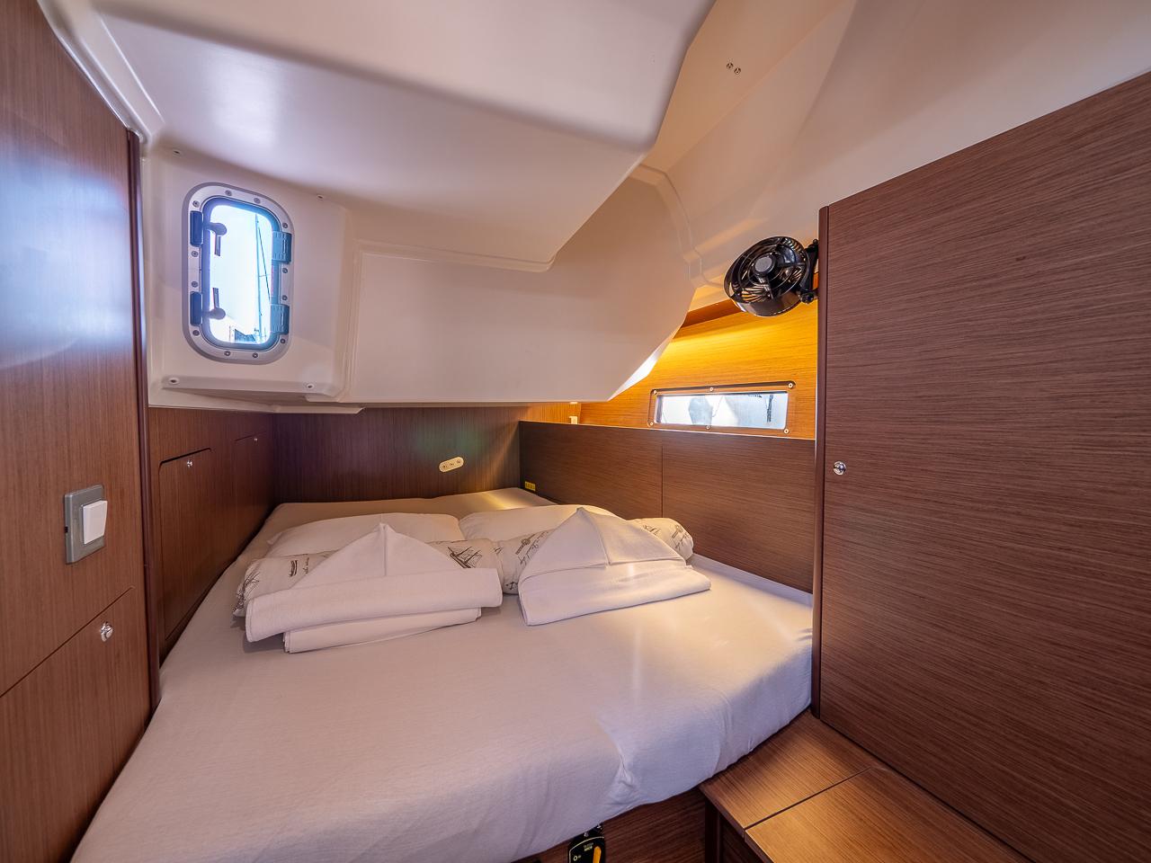 Oceanis 40.1, picture 24