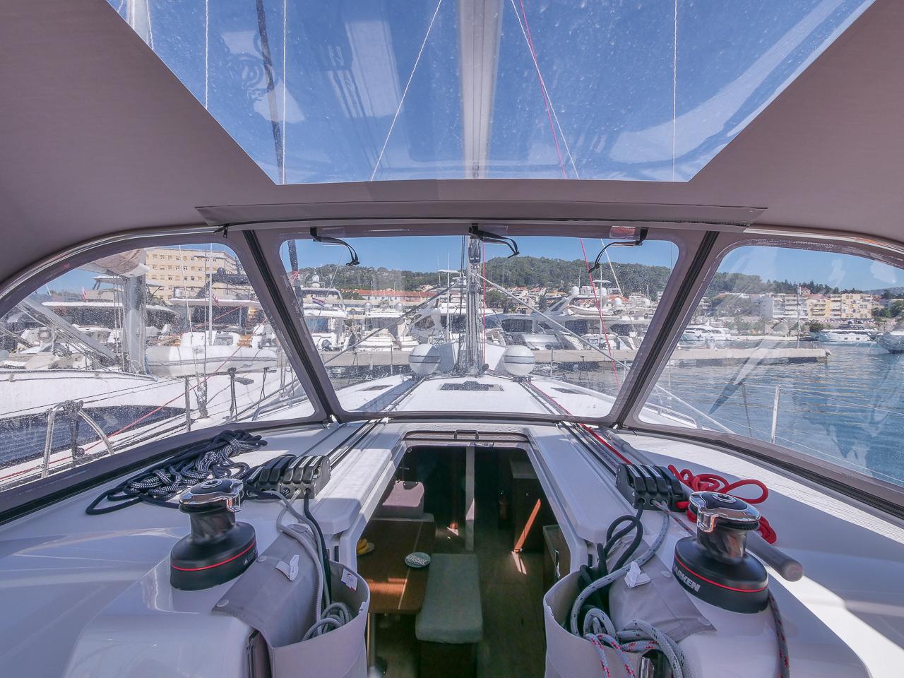 Oceanis 40.1, picture 7