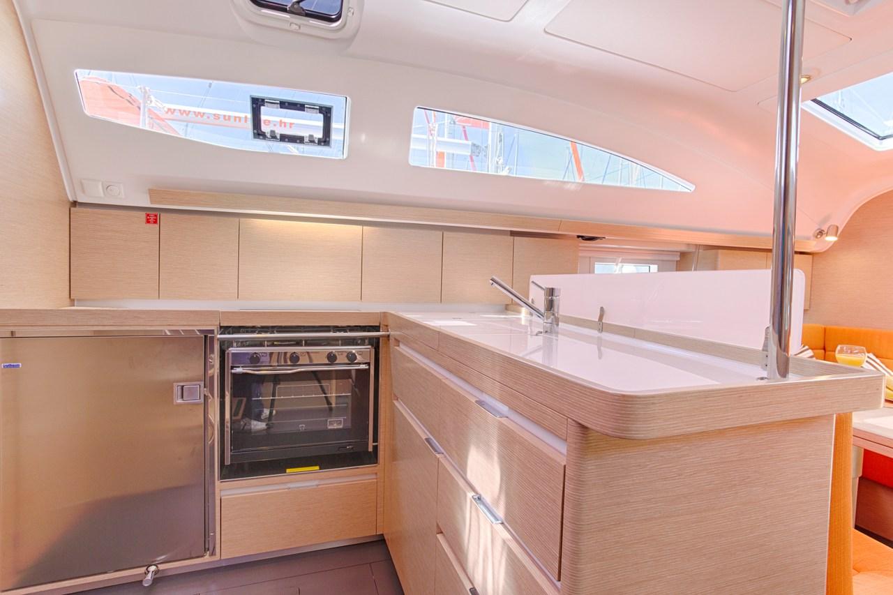 Elan Impression 45, picture 8