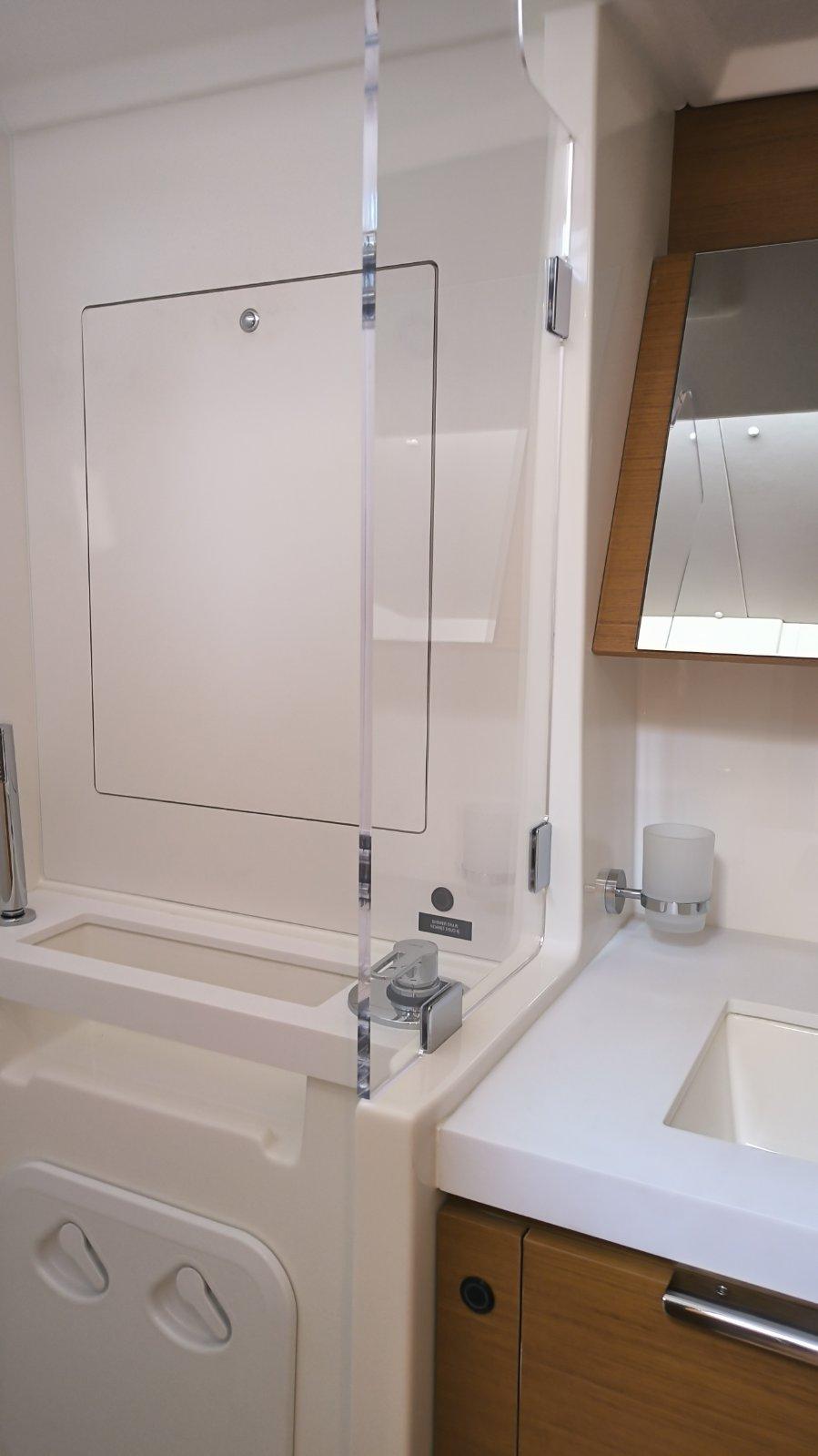 First 53 - 3 + 1 cab., picture 14