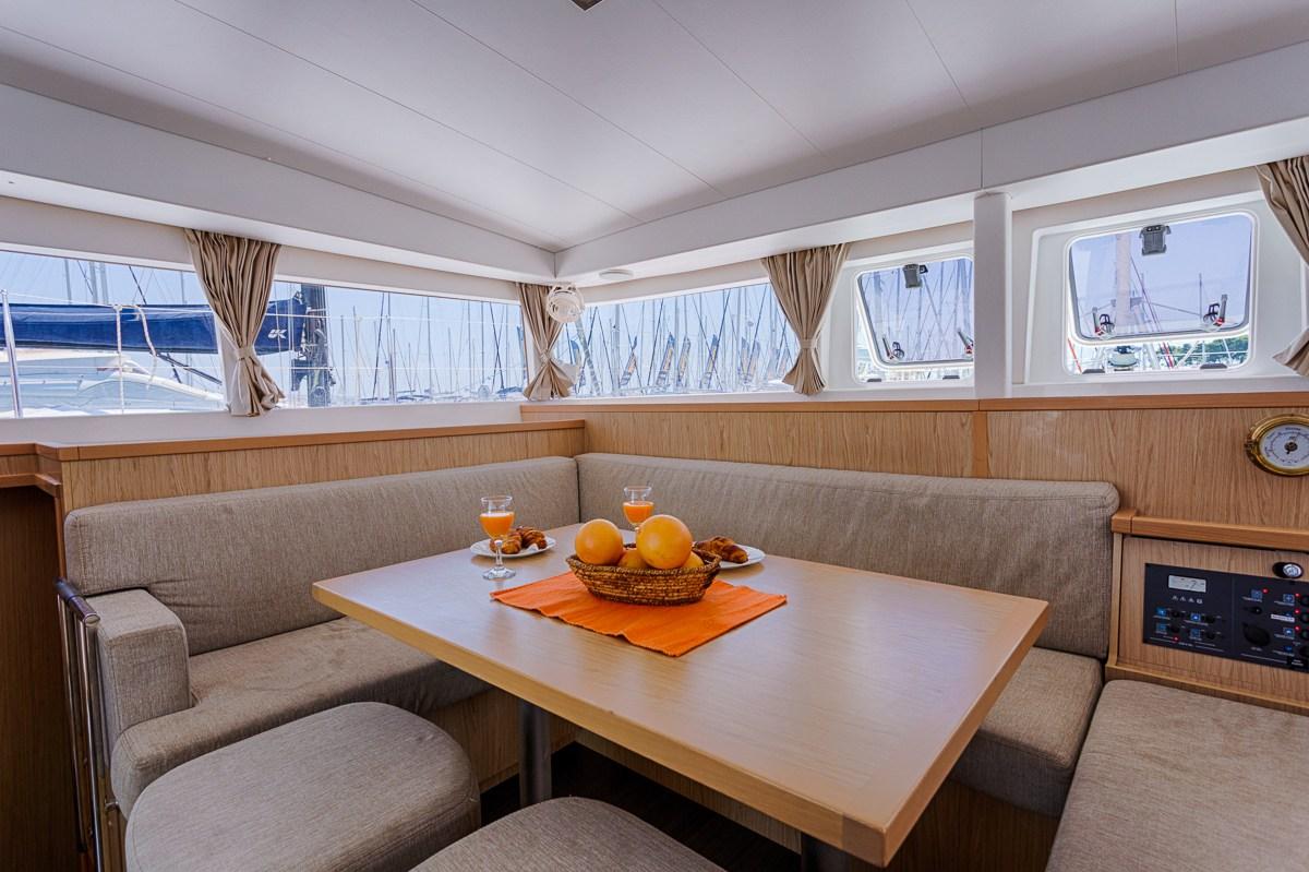 Lagoon 400 S2 - 4 + 2 cab., picture 13