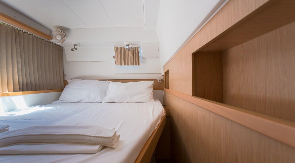 Lagoon 400 S2 - 4 + 2 cab., picture 24