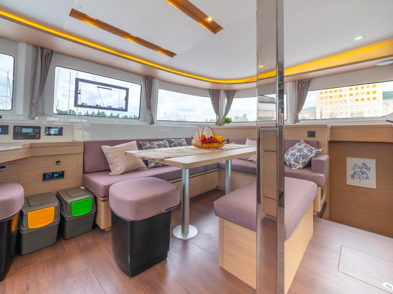 Lagoon 46 - 4 + 2 cab., picture 13