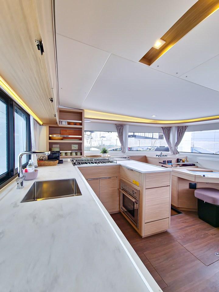 Lagoon 46 - 4 + 2 cab., picture 17