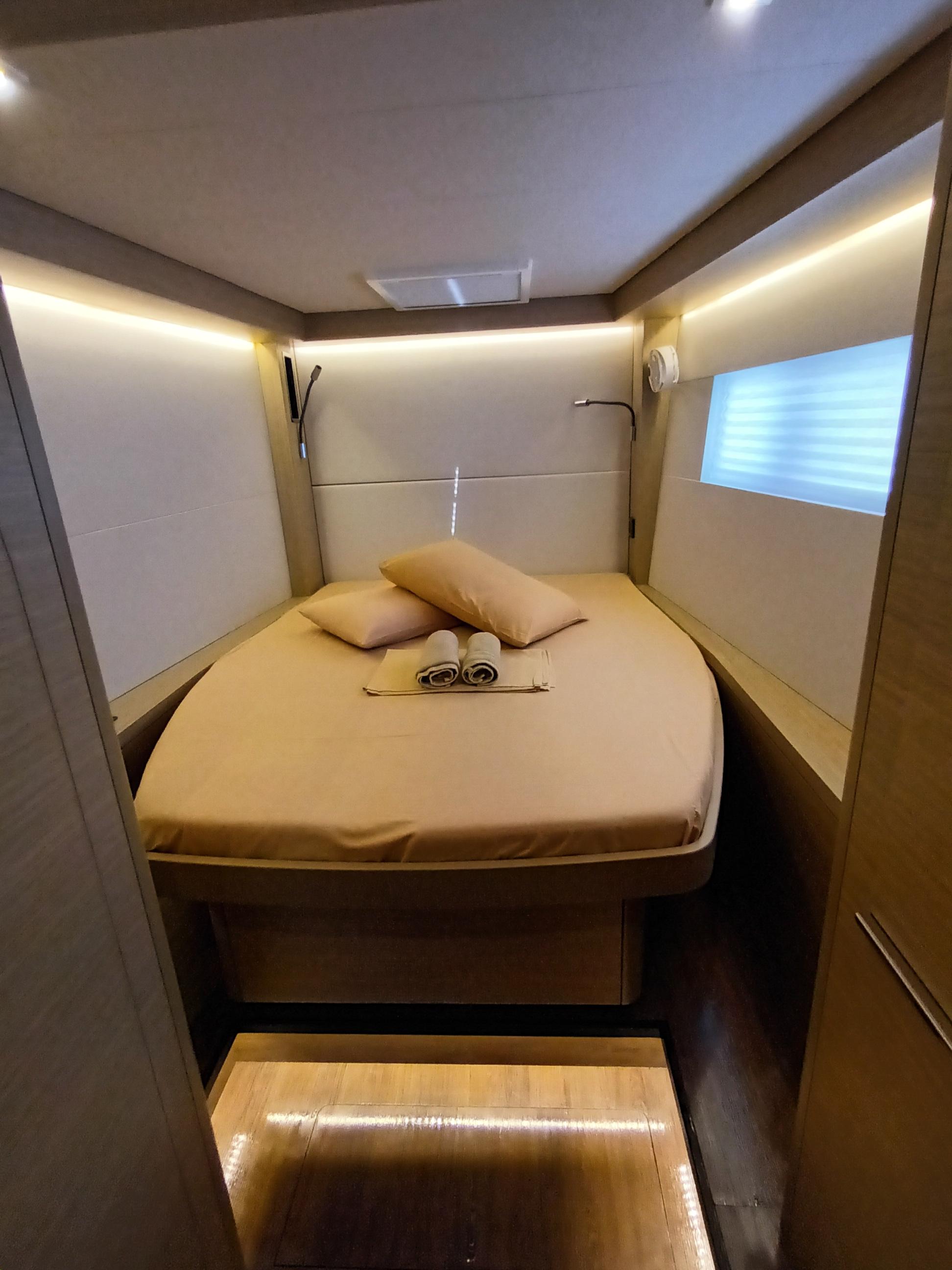 Lagoon 51 - 6 + 2 cab., picture 10