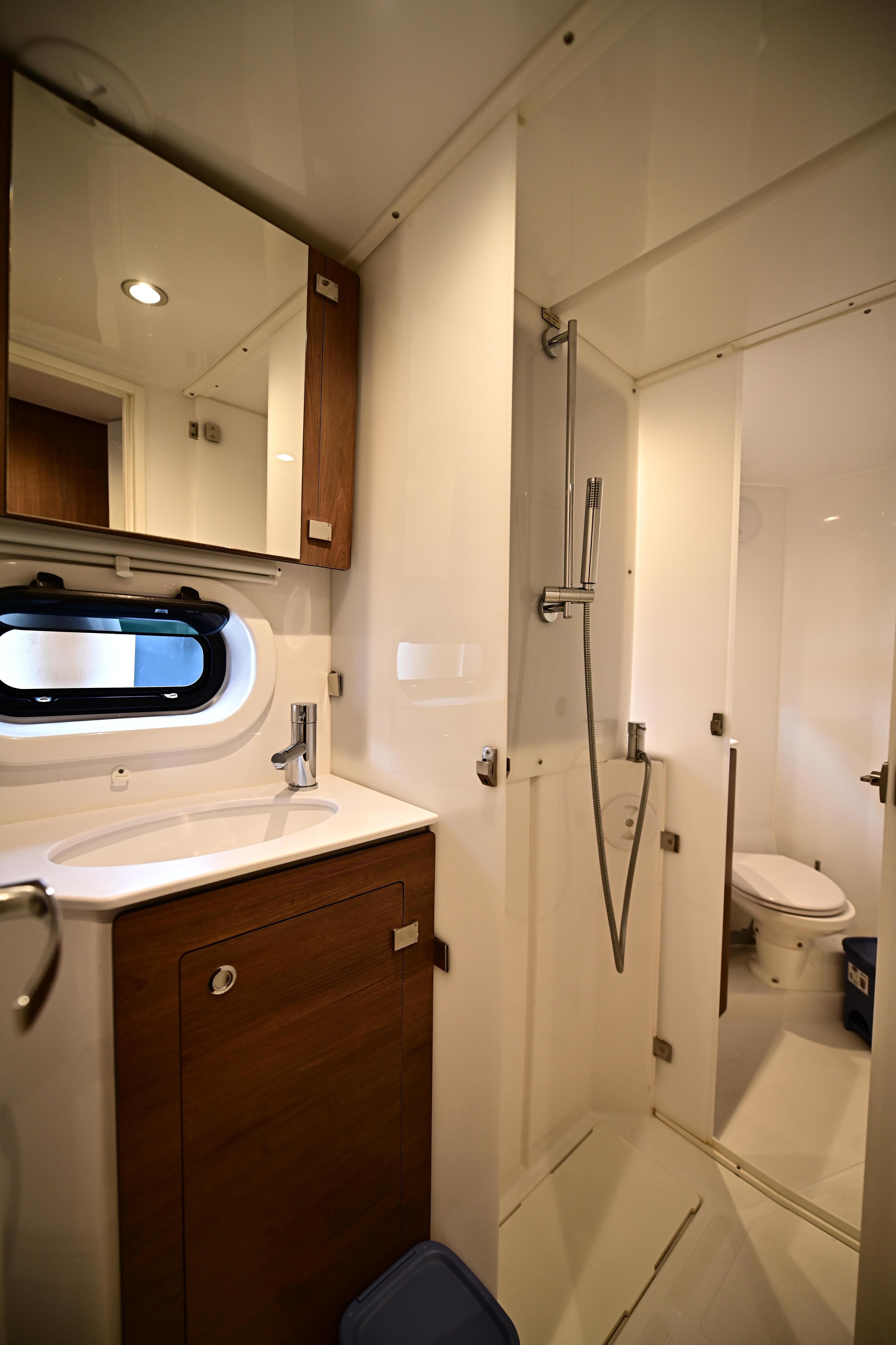 Bali 4.2 - 4 + 1 cab., picture 6