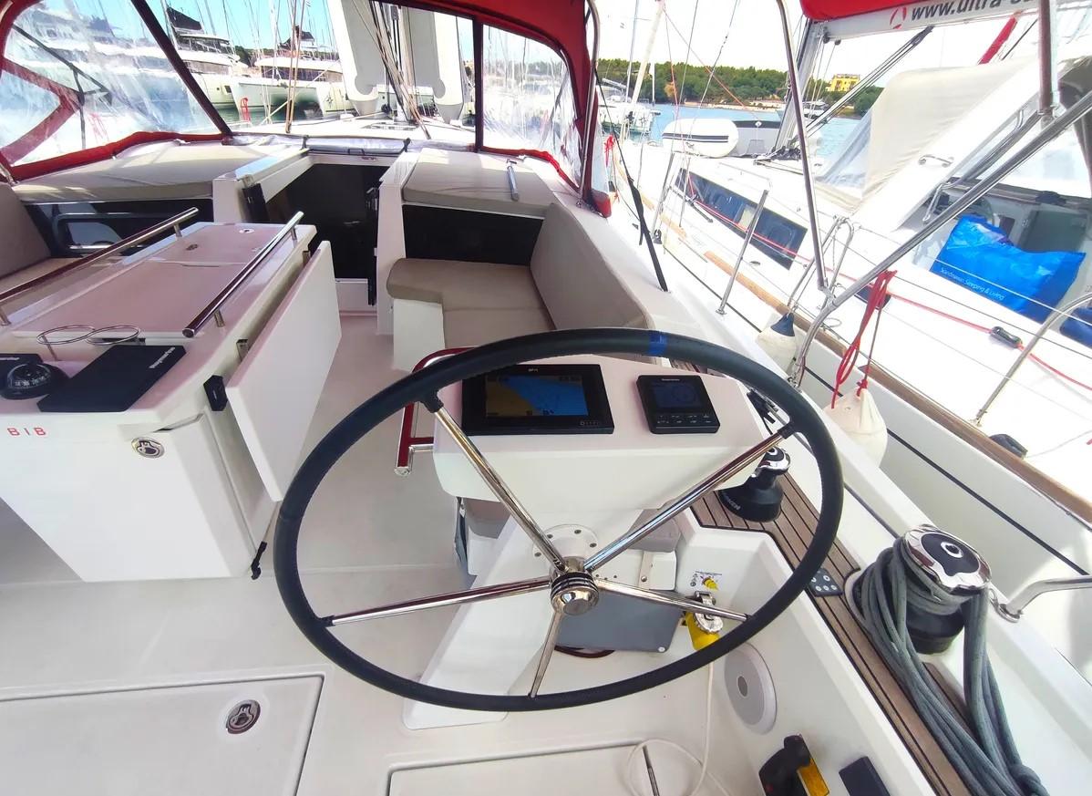 Oceanis 46.1, picture 3