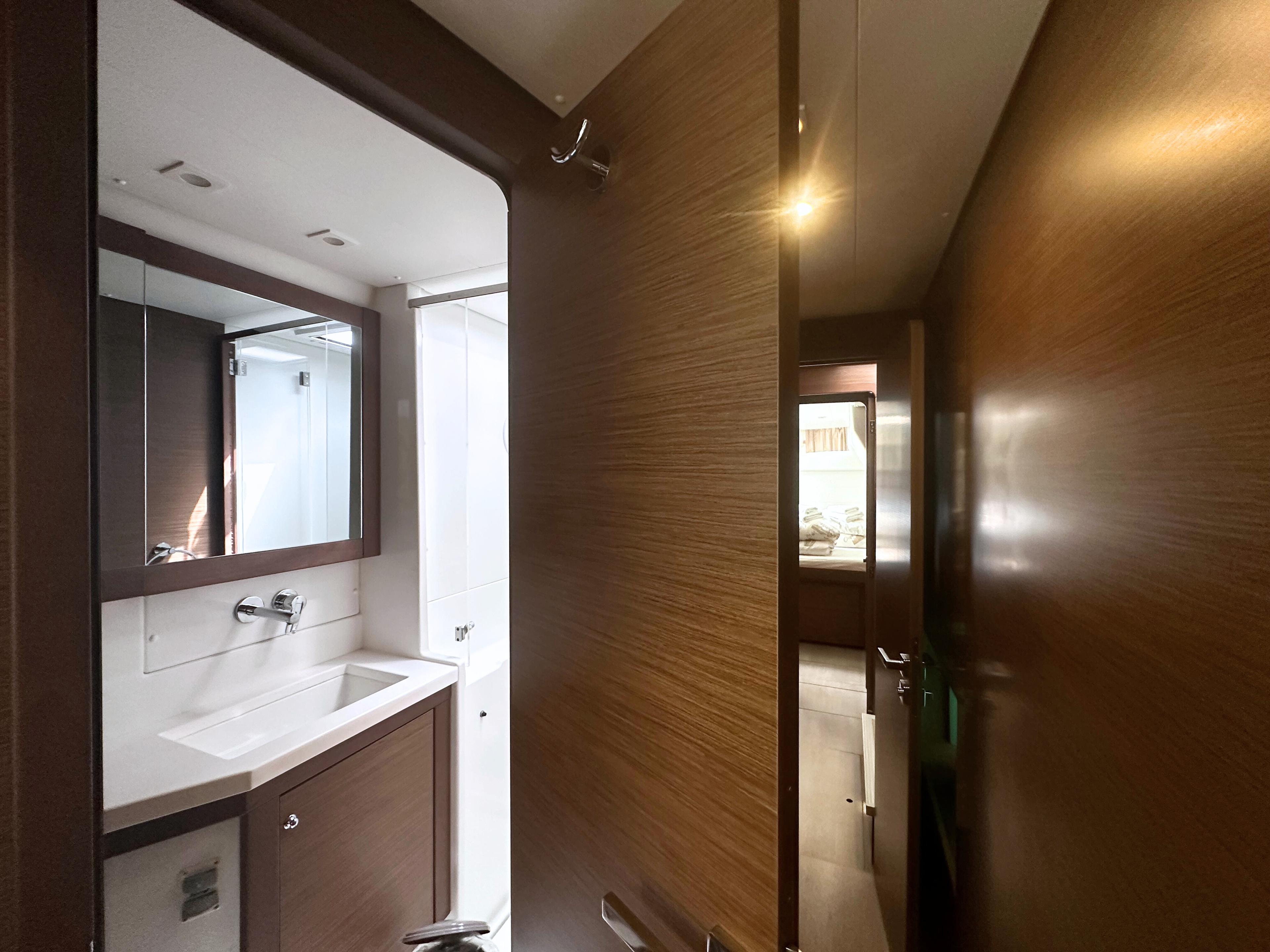 Lagoon 450 S - 4 + 2 cab., picture 18