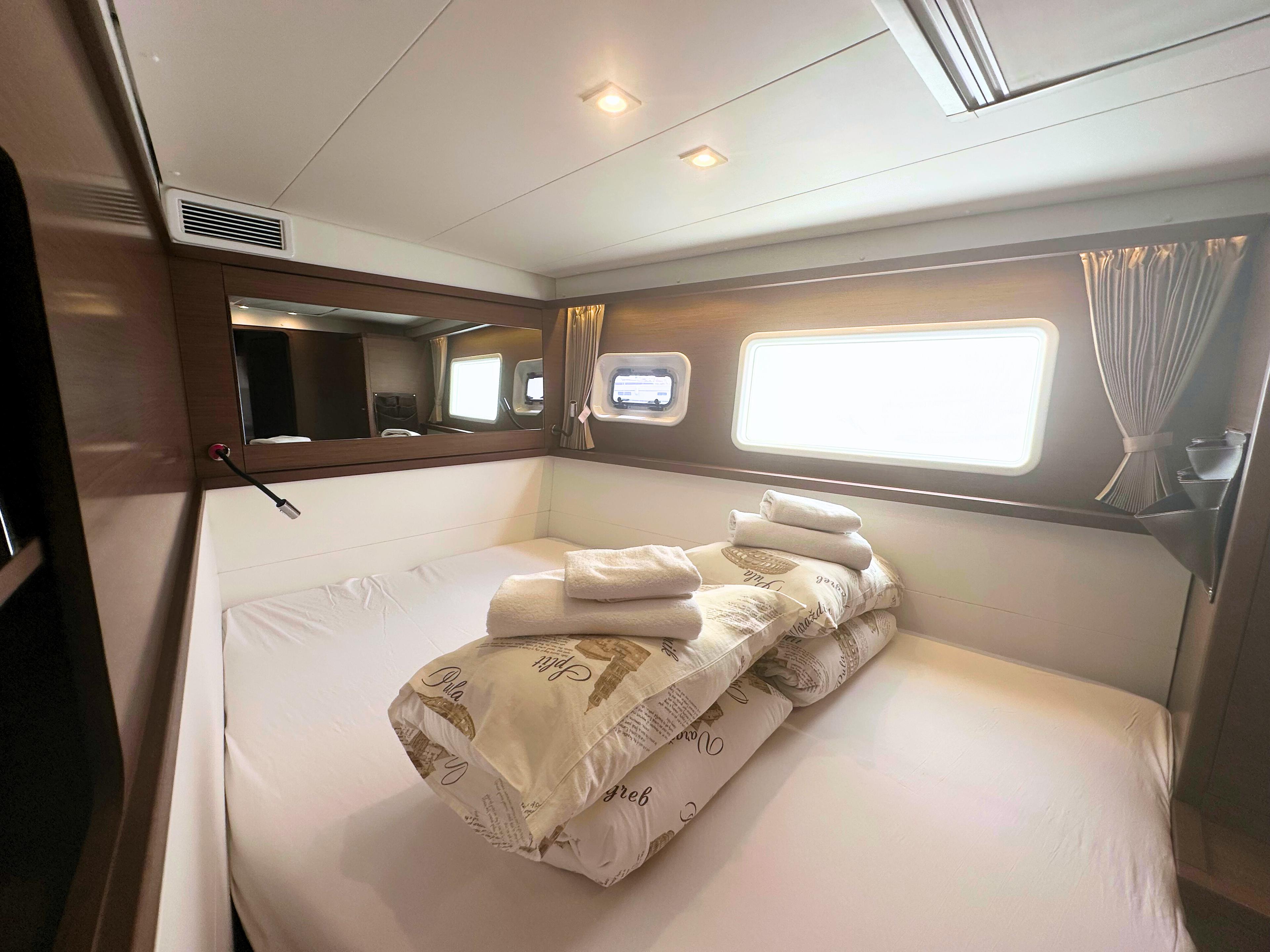 Lagoon 450 S - 4 + 2 cab., picture 14