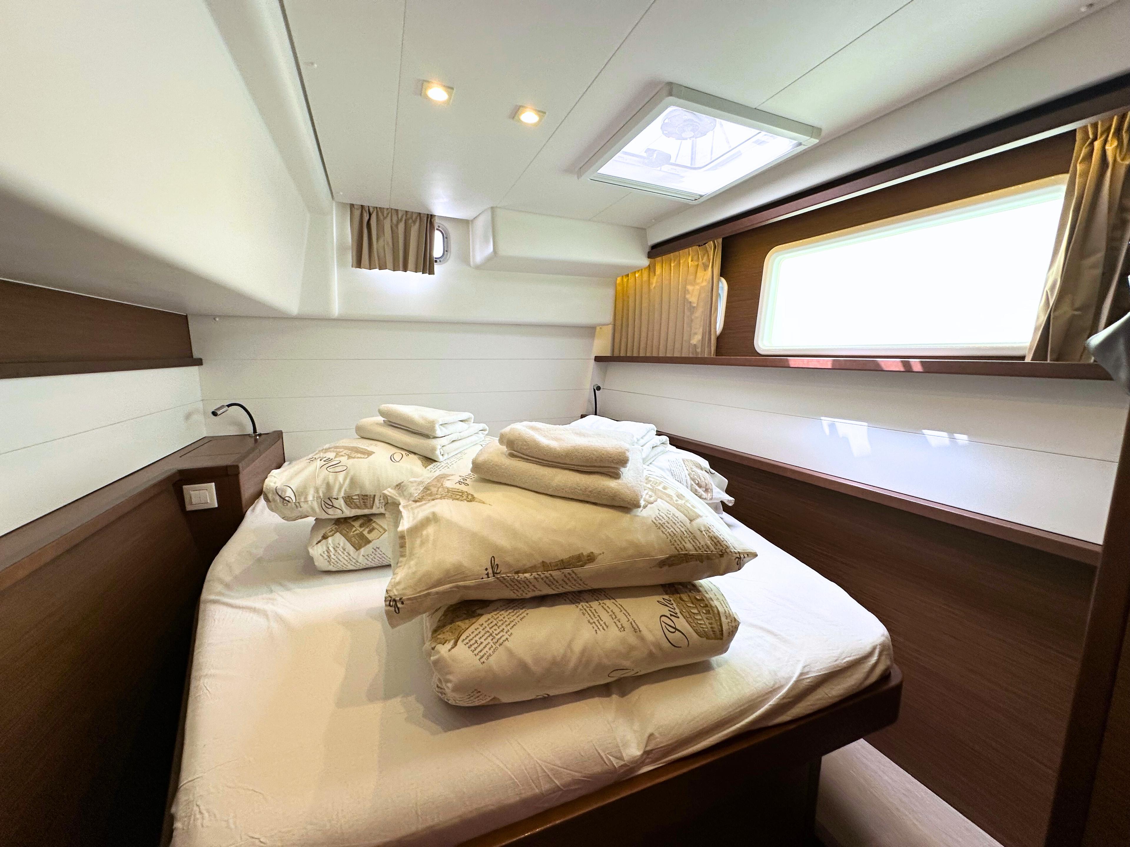 Lagoon 450 S - 4 + 2 cab., picture 17