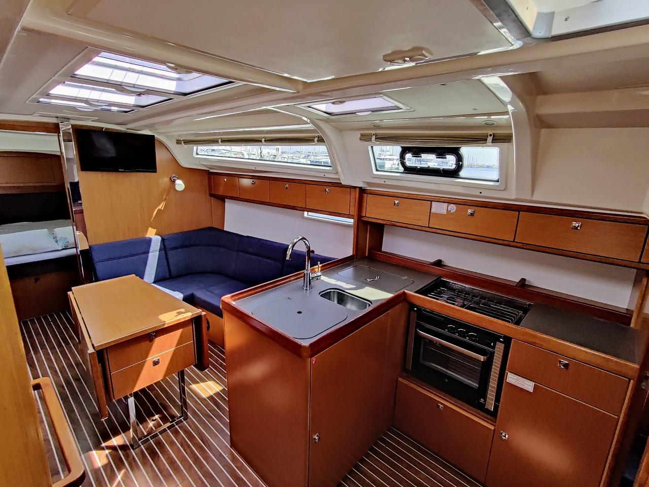Bavaria Cruiser 37 - 3 cab., picture 4