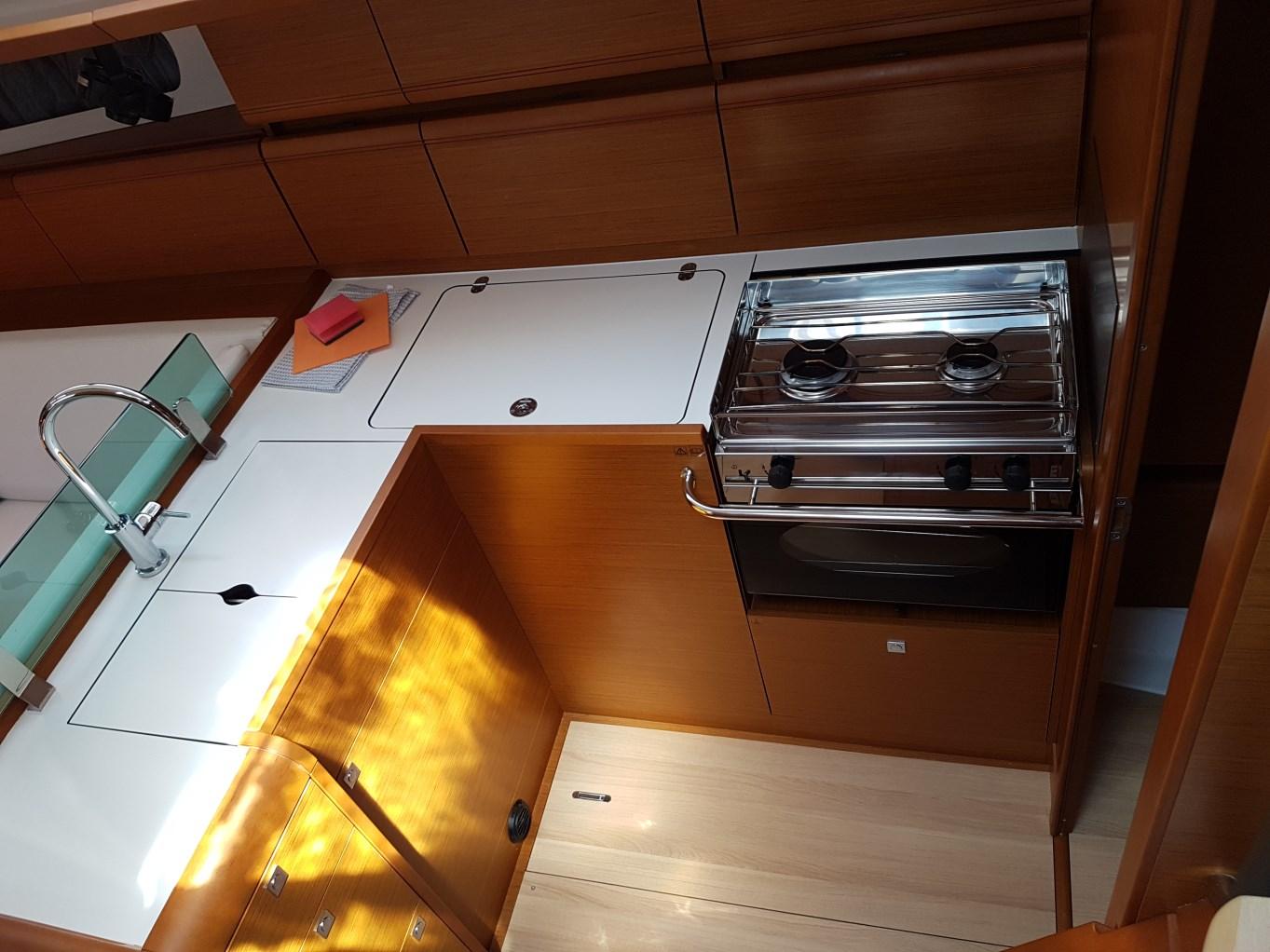 Sun Odyssey 419 - 3 cab., picture 5