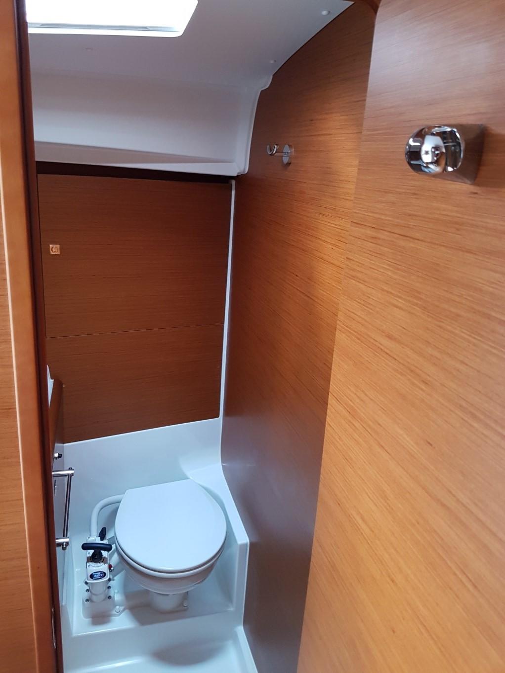 Sun Odyssey 419 - 3 cab., picture 10