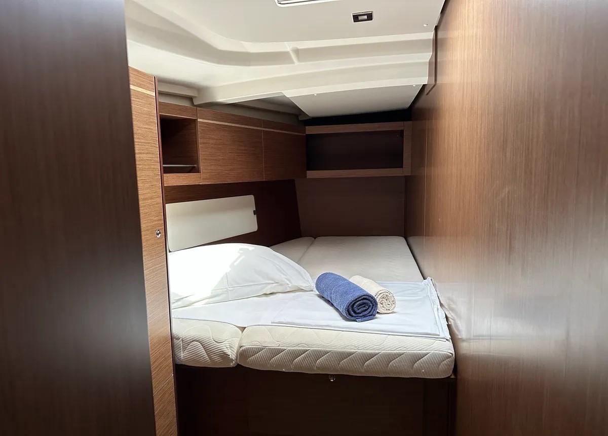 Oceanis 46.1, picture 8