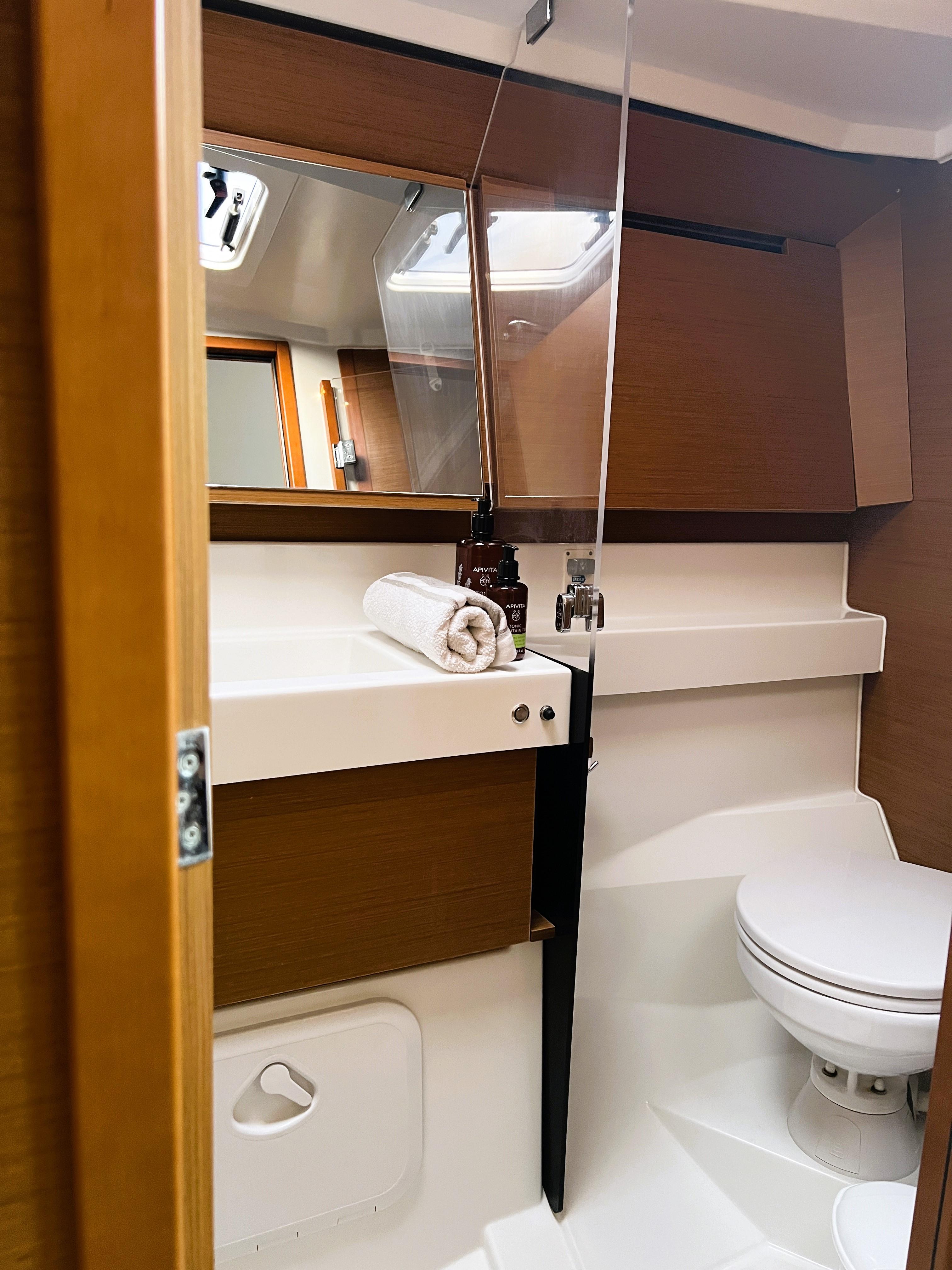 Sun Odyssey 410 - 3 cab., picture 14