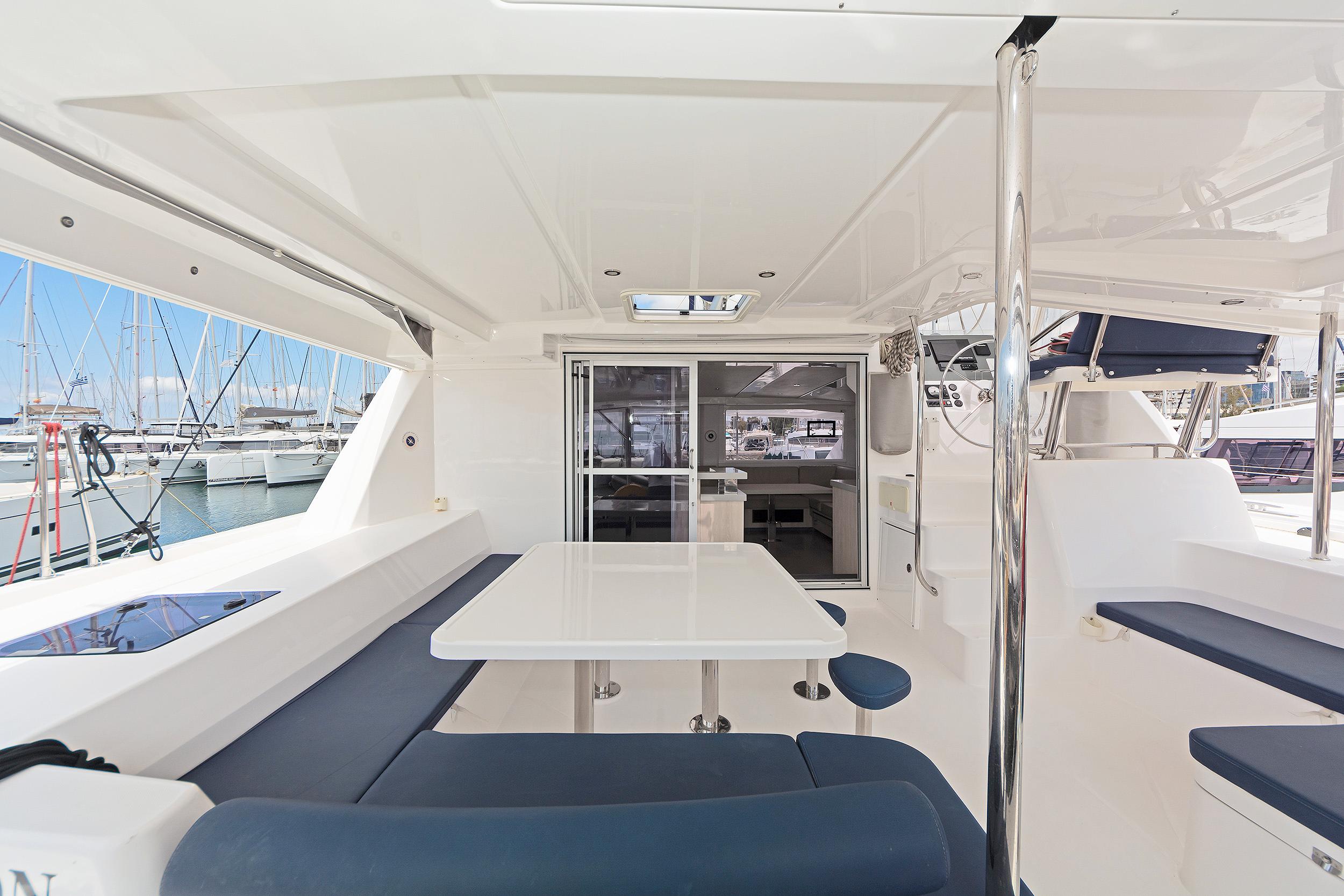 Leopard 48 - 4 + 1 cab., picture 10